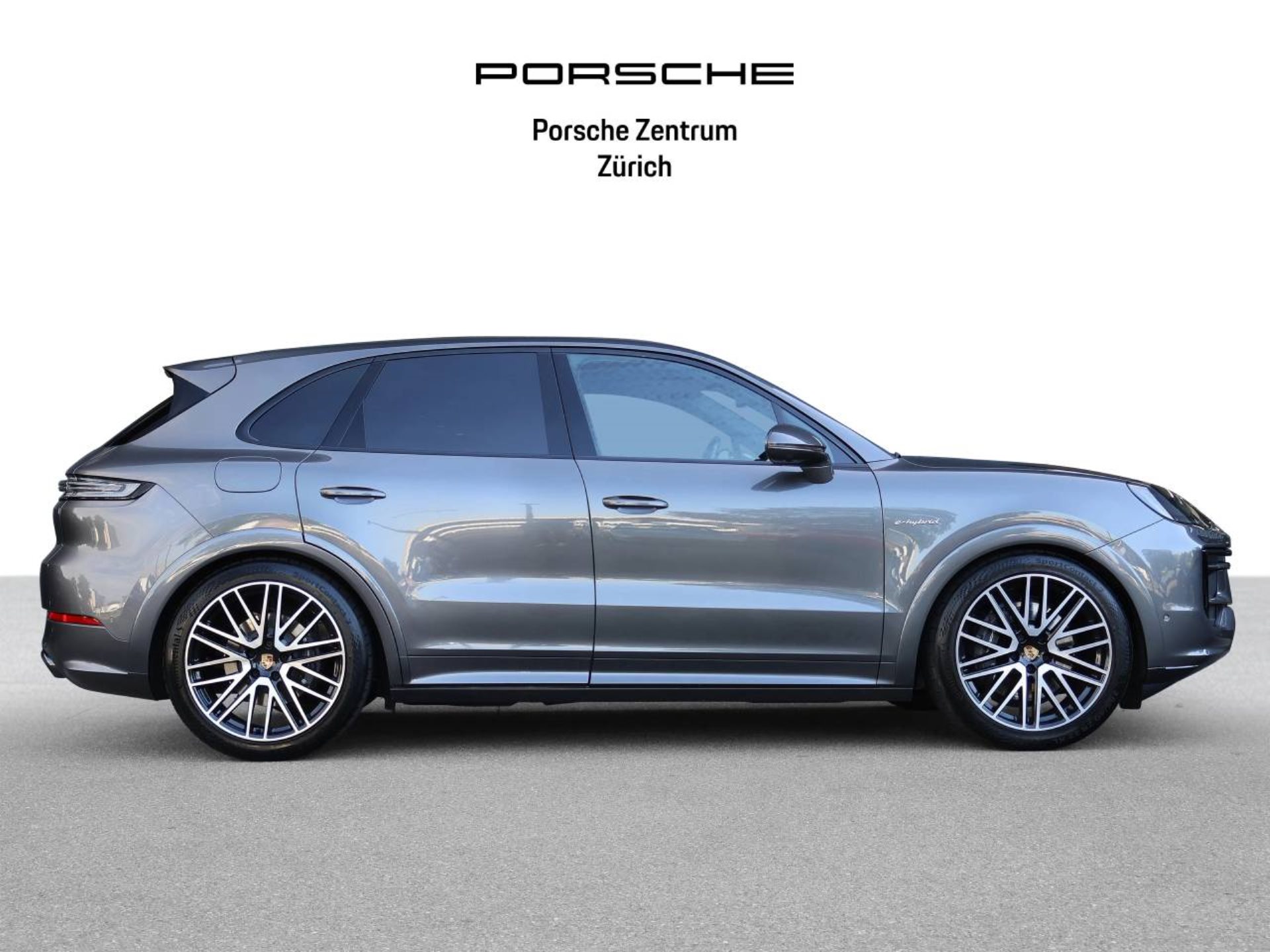 PORSCHE Cayenne E-Hybrid-image-6