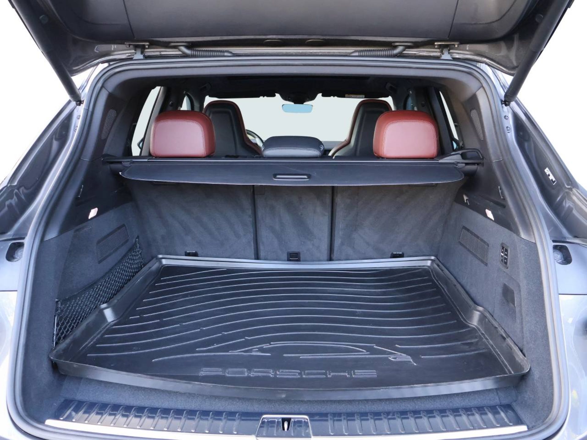 PORSCHE Cayenne E-Hybrid-image-19