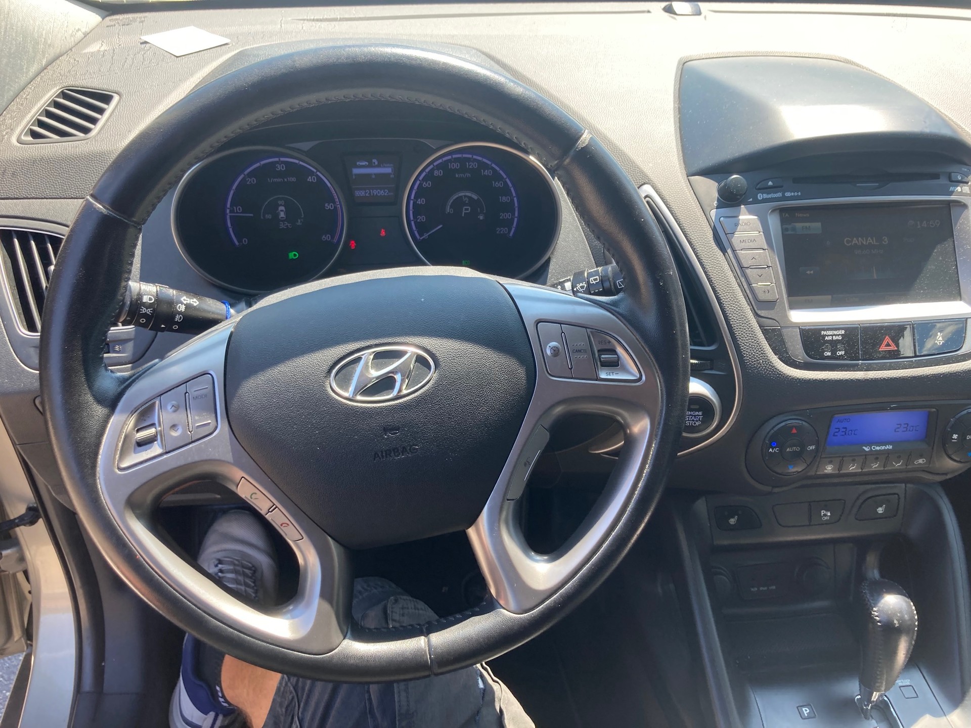 HYUNDAI iX35-image-11