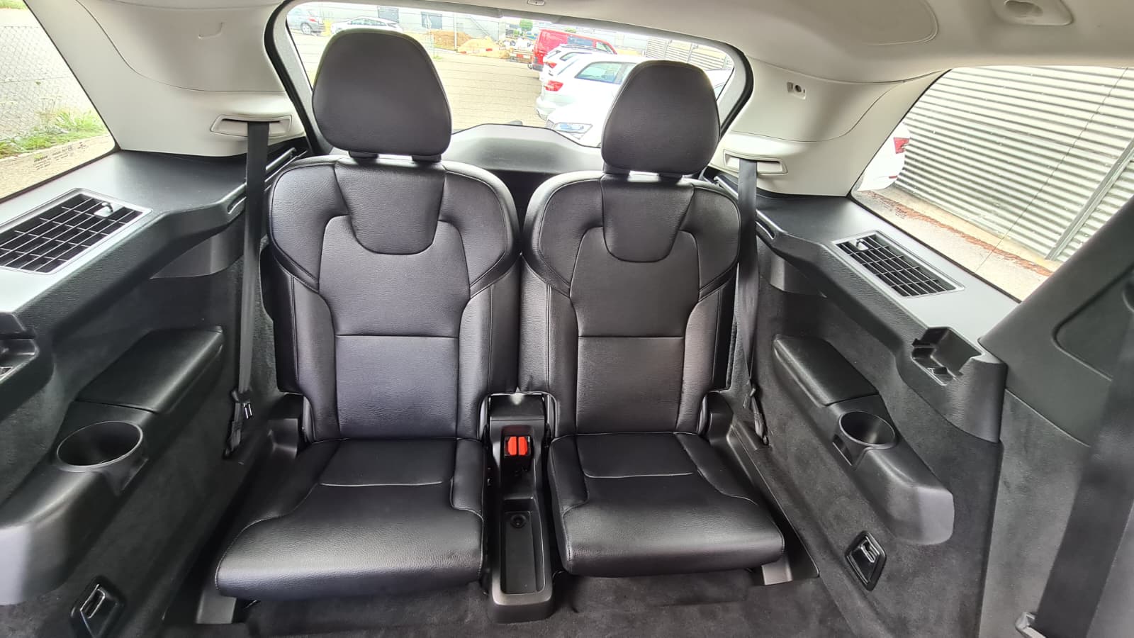 VOLVO XC90 D5 AWD Inscription Geartronic ** 7-Plätzer ** Voll-Leder ** Gr-Navi ** RF-Kamera ** Sitzmemory ** LTZ MFK 22.01.2026 **-image-19