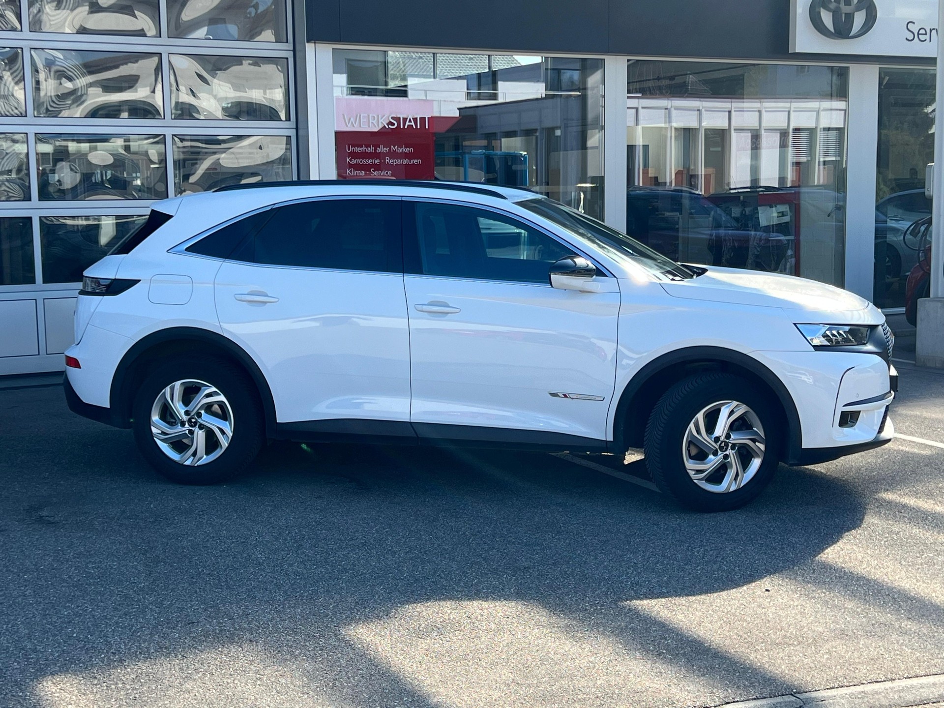 DS AUTOMOBILES 7 Crossback 1.5 BlueHDi Club-image-2