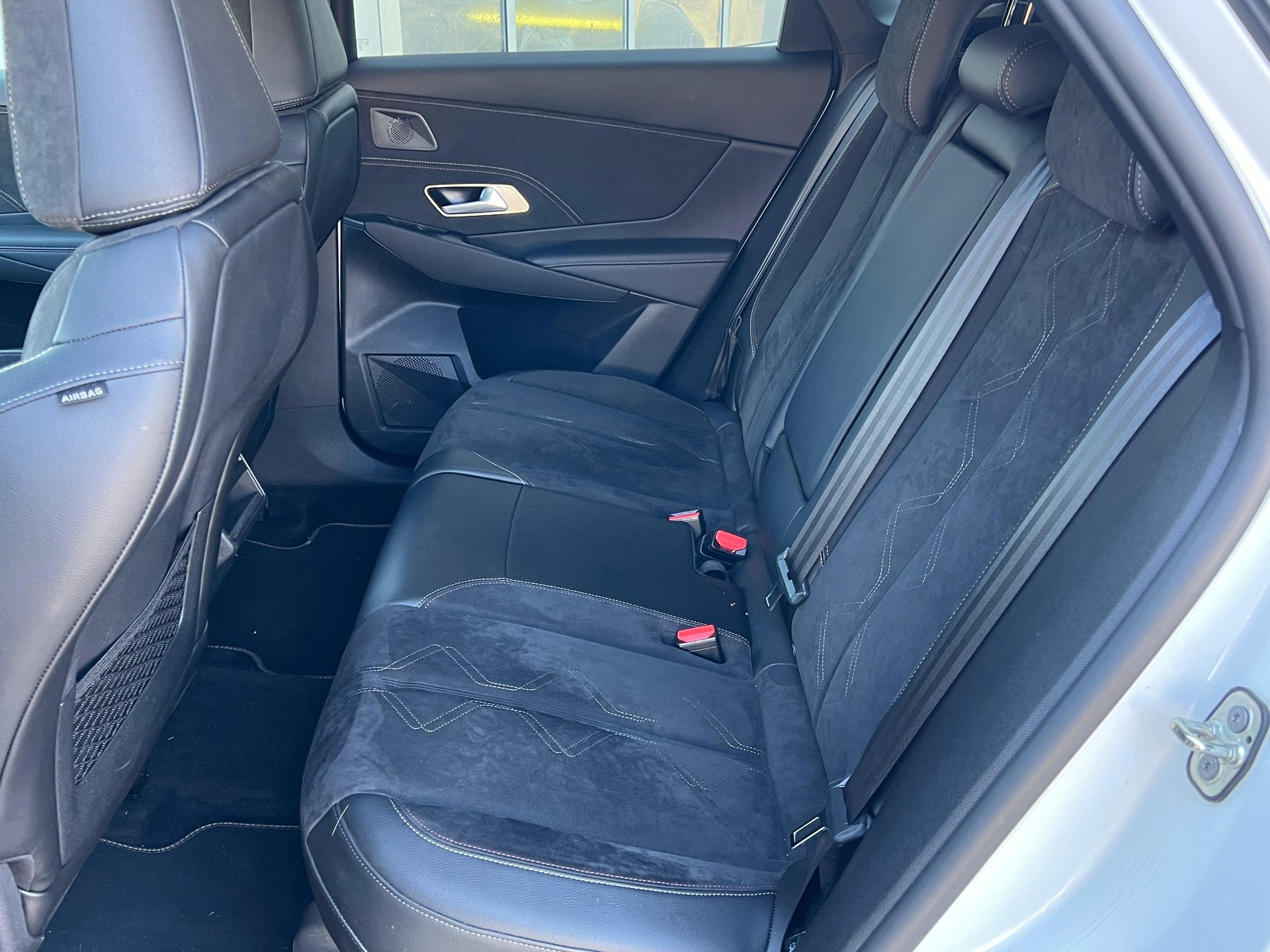 DS AUTOMOBILES 7 Crossback 1.5 BlueHDi Club-image-10