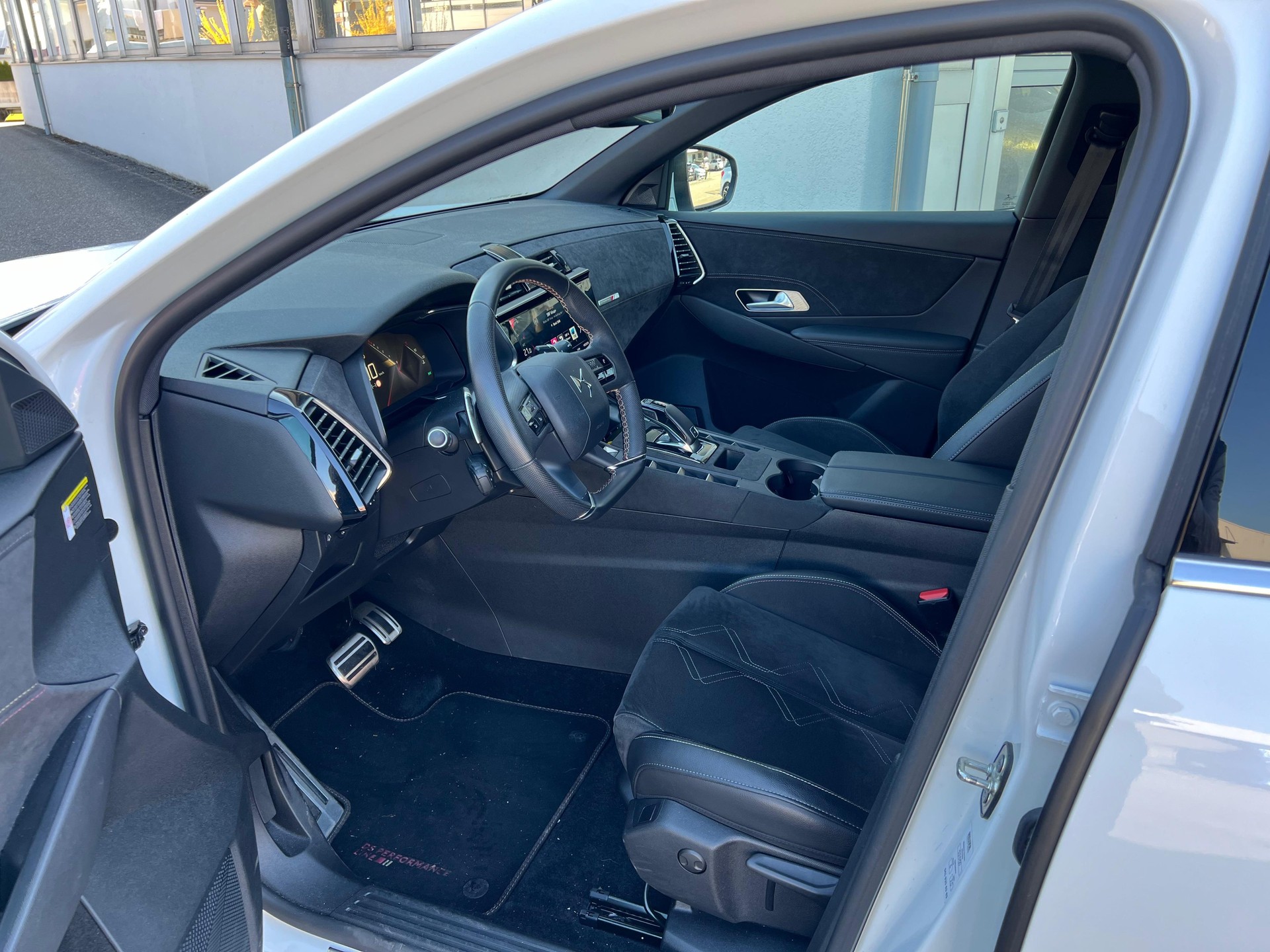 DS AUTOMOBILES 7 Crossback 1.5 BlueHDi Club-image-9