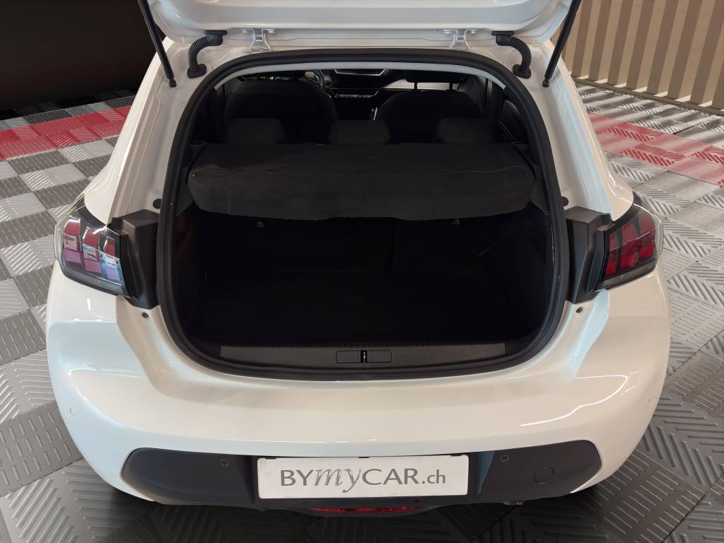 PEUGEOT 208 1.2 PureTech Active Pack EAT8-image-10