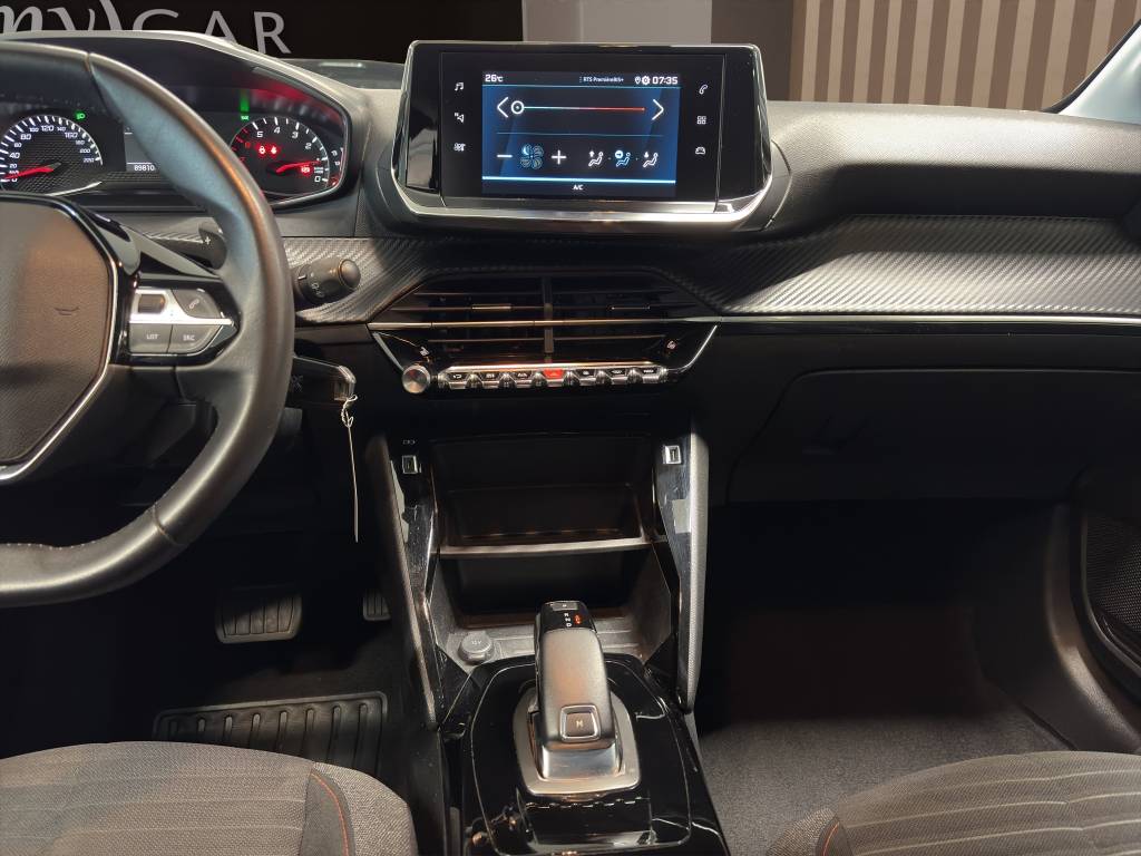 PEUGEOT 208 1.2 PureTech Active Pack EAT8-image-14
