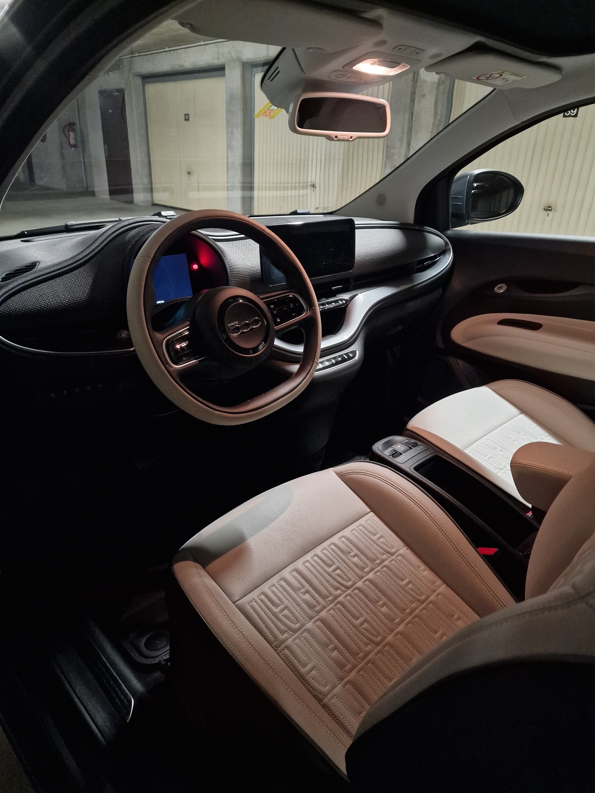 FIAT 500e-image-3