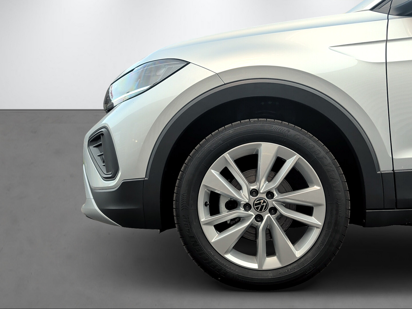 VW T-Cross UD 1.0TSI 115PS 1000ccm 115PS/85kW 3 Zylinder TSI Benzin-showroom-element-3