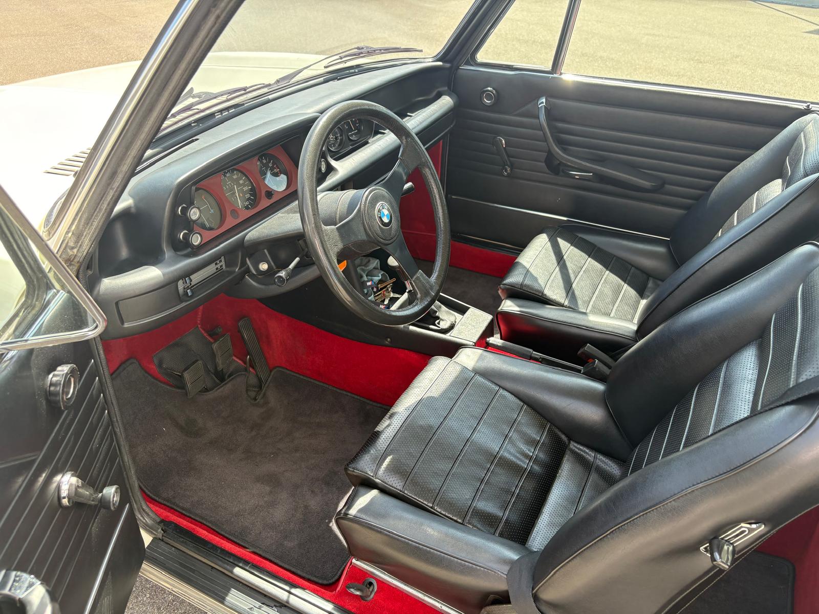 BMW 2002 Turbo-image-6