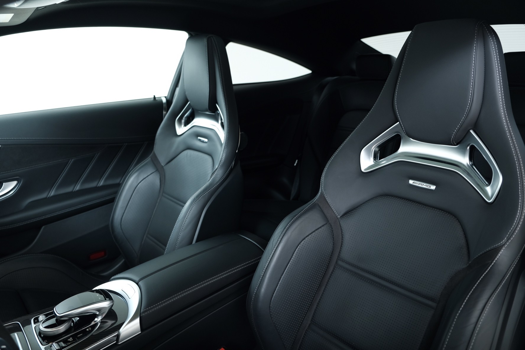 MERCEDES-BENZ C 63 S AMG 9G-tronic-image-9