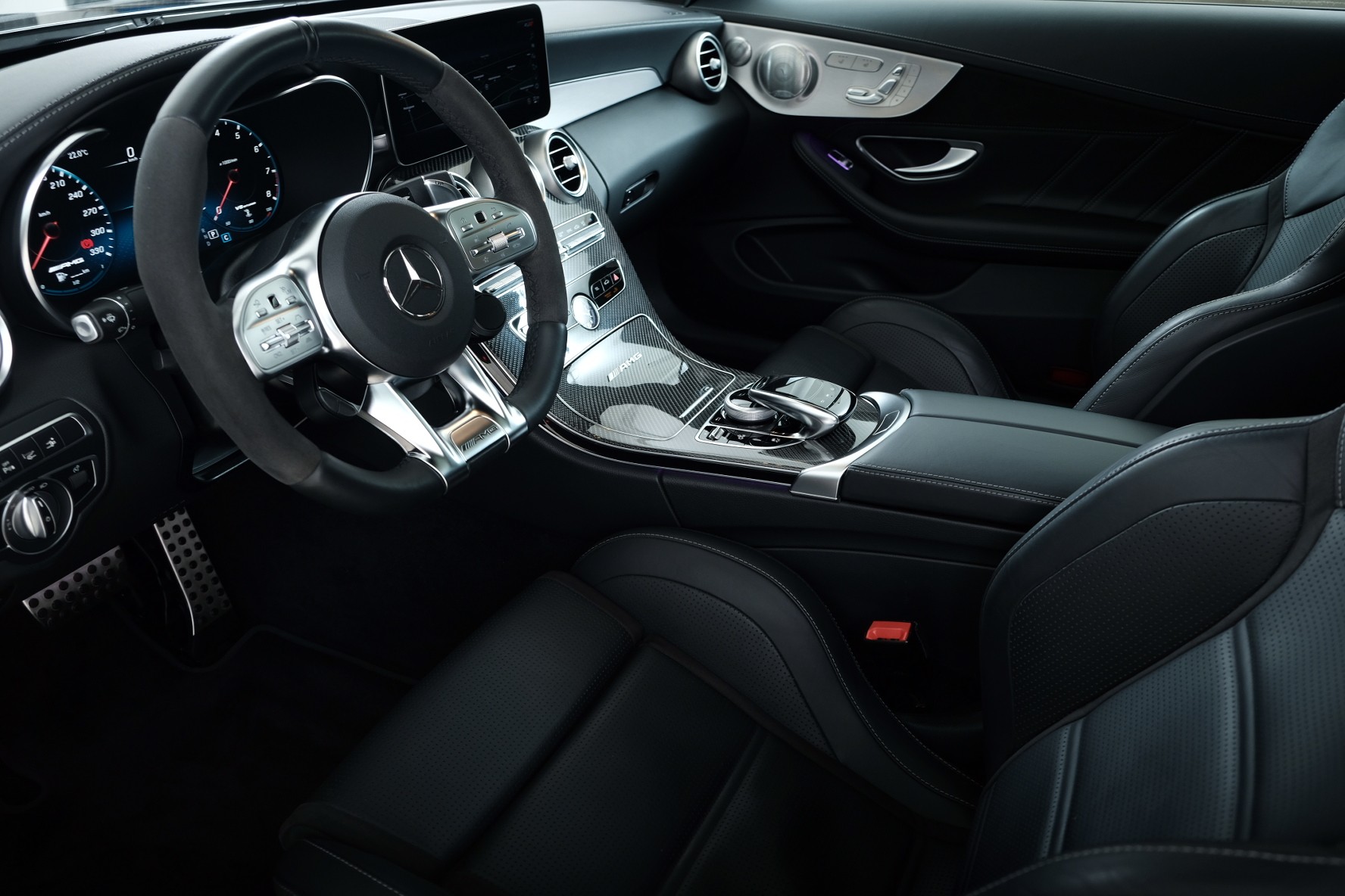 MERCEDES-BENZ C 63 S AMG 9G-tronic-image-8