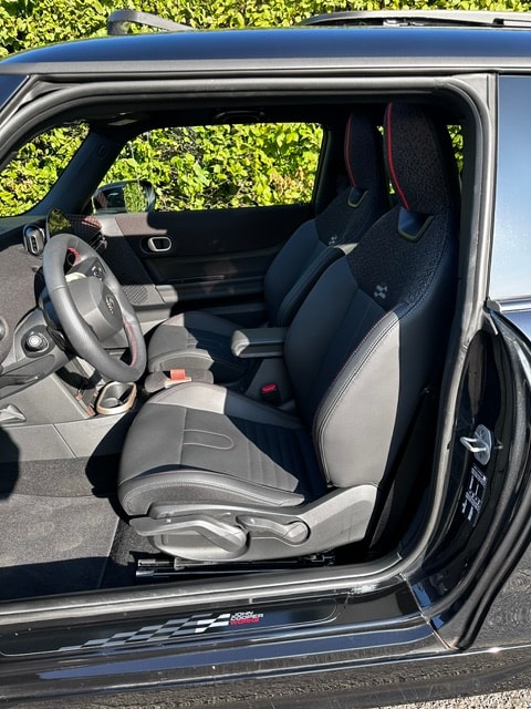 MINI Cooper S (F66) 2.0i-image-3