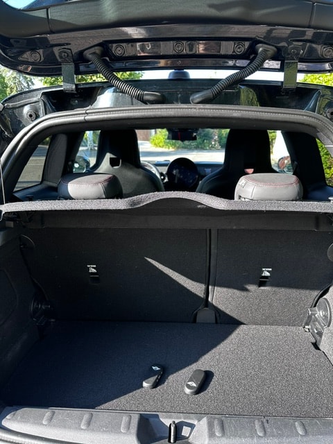 MINI Cooper S (F66) 2.0i-image-2