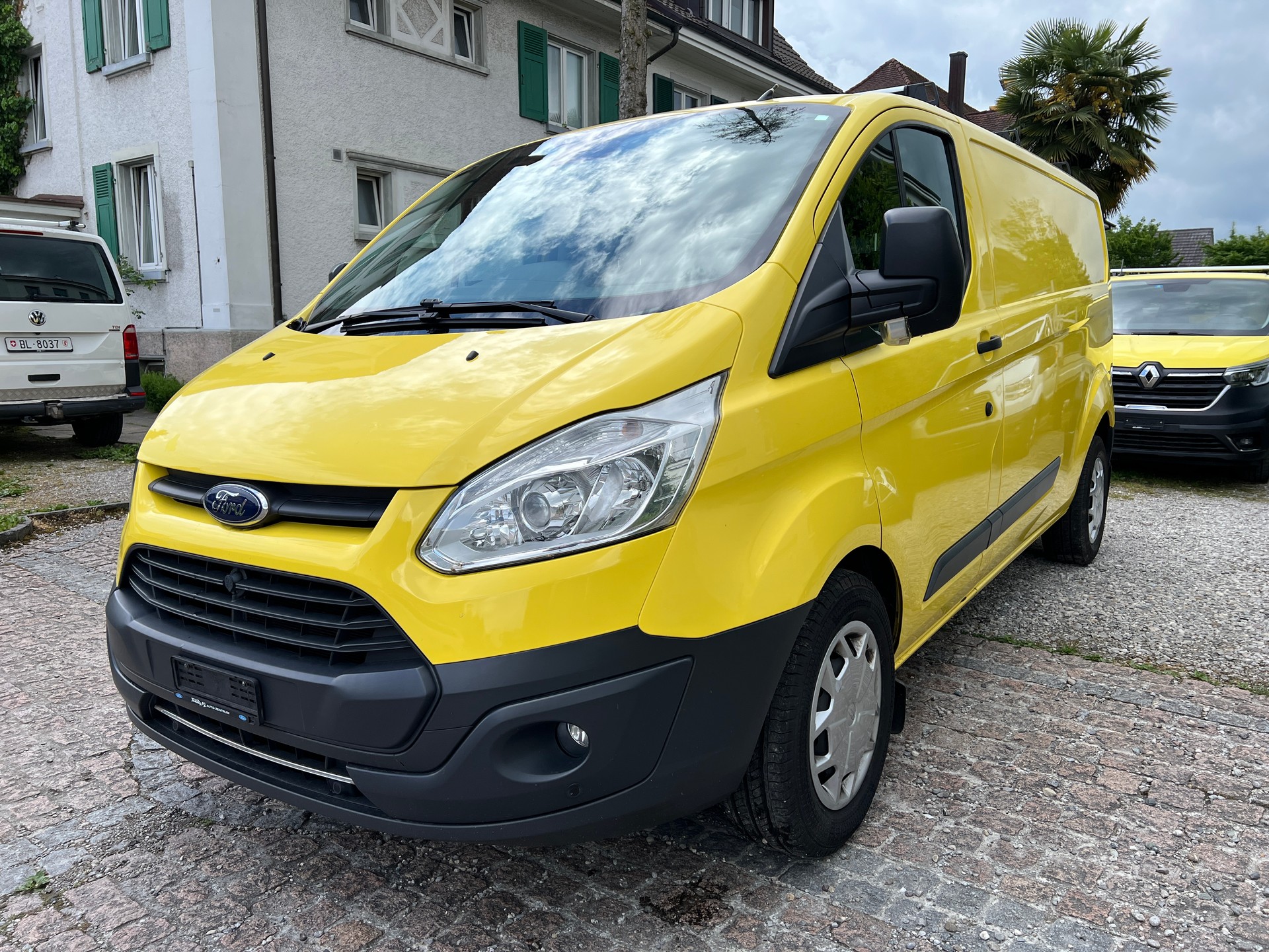 FORD Transit Custom Van 340 L2H1 Trend-image-2