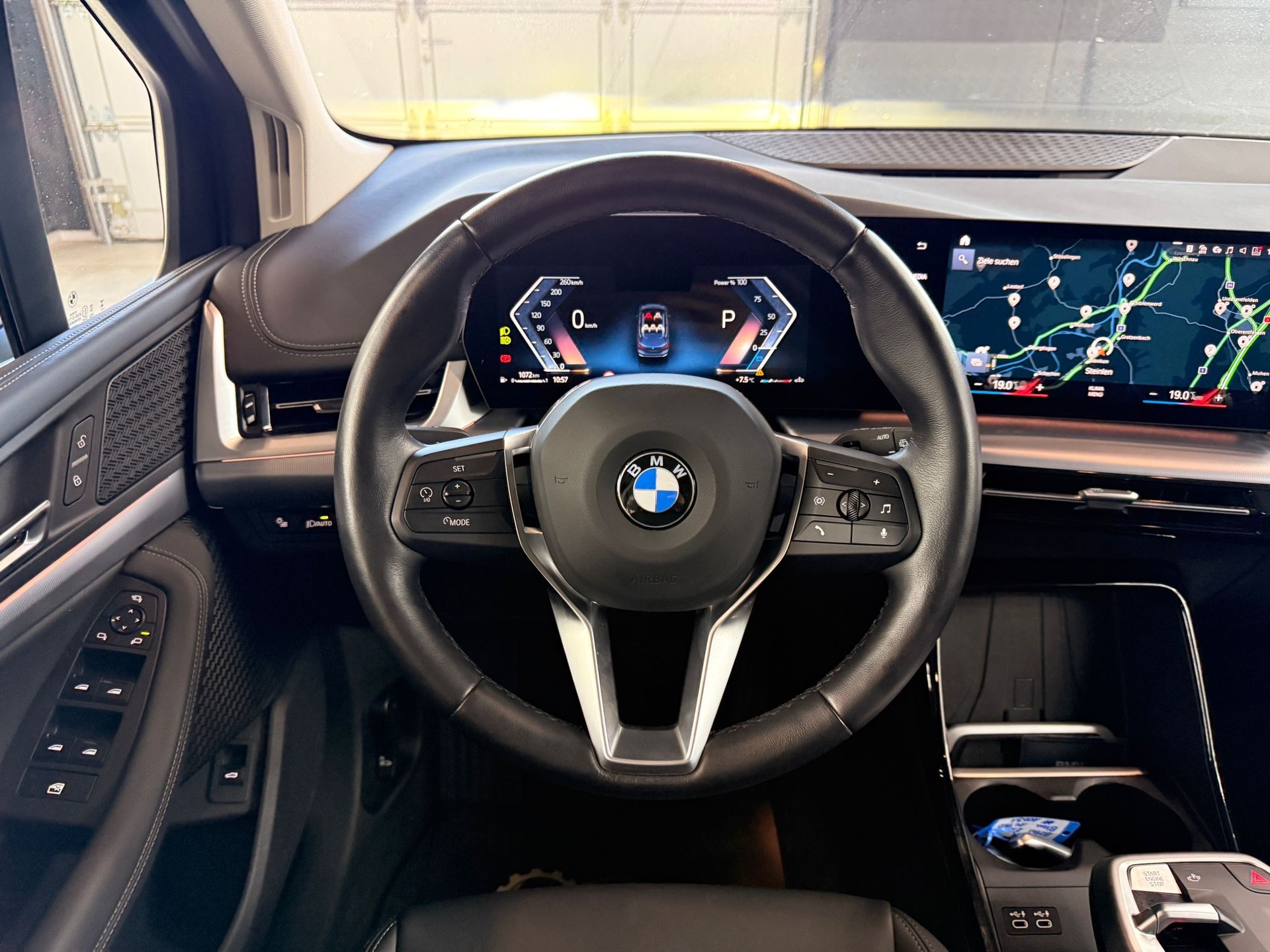 BMW 218d Active Tourer Luxury Line DKG-image-11