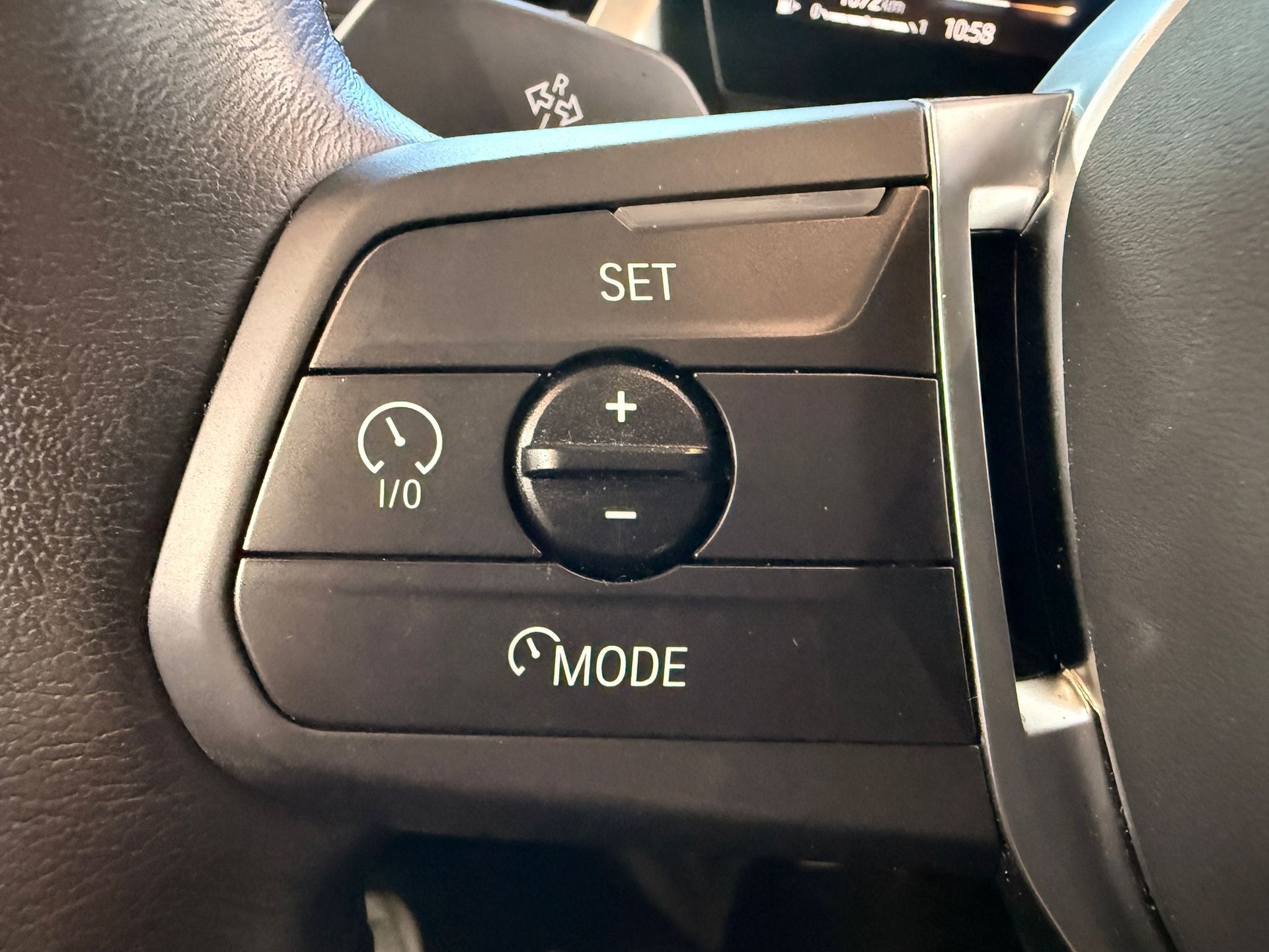 BMW 218d Active Tourer Luxury Line DKG-image-15