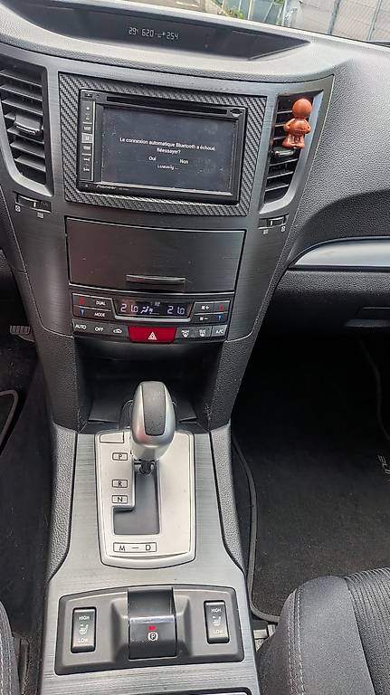 SUBARU OUTBACK-image-2