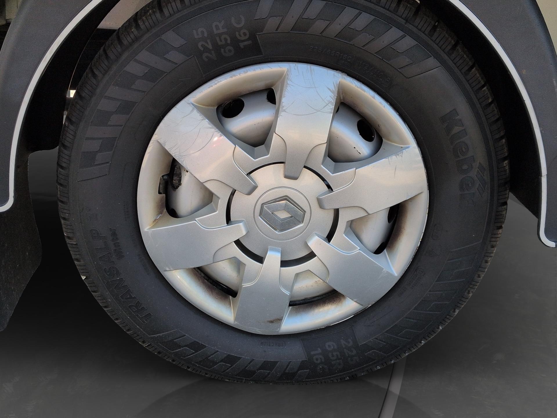 RENAULT Master P35 ENERGY 2.3dCi 145 L3-image-25