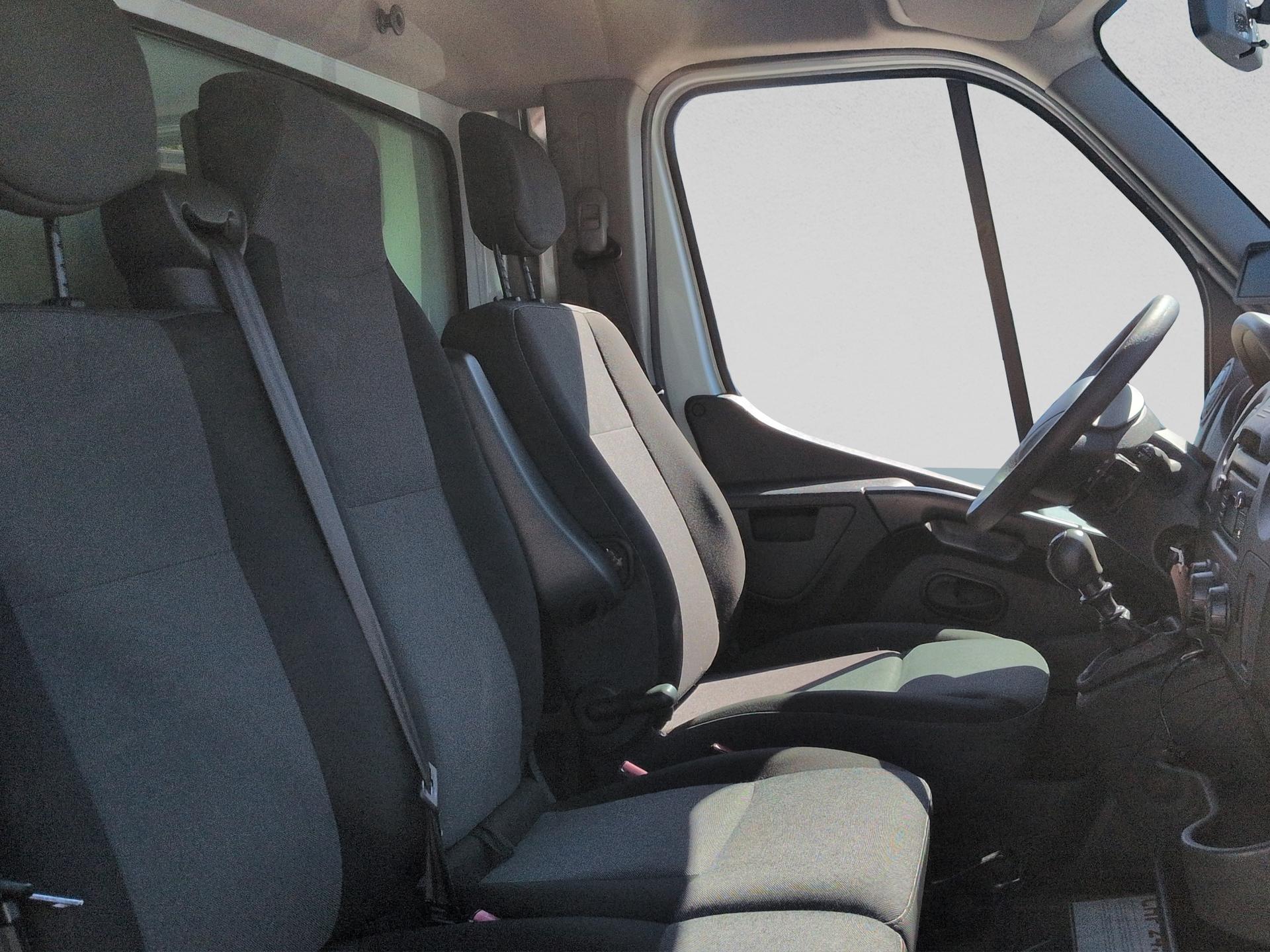 RENAULT Master P35 ENERGY 2.3dCi 145 L3-image-13