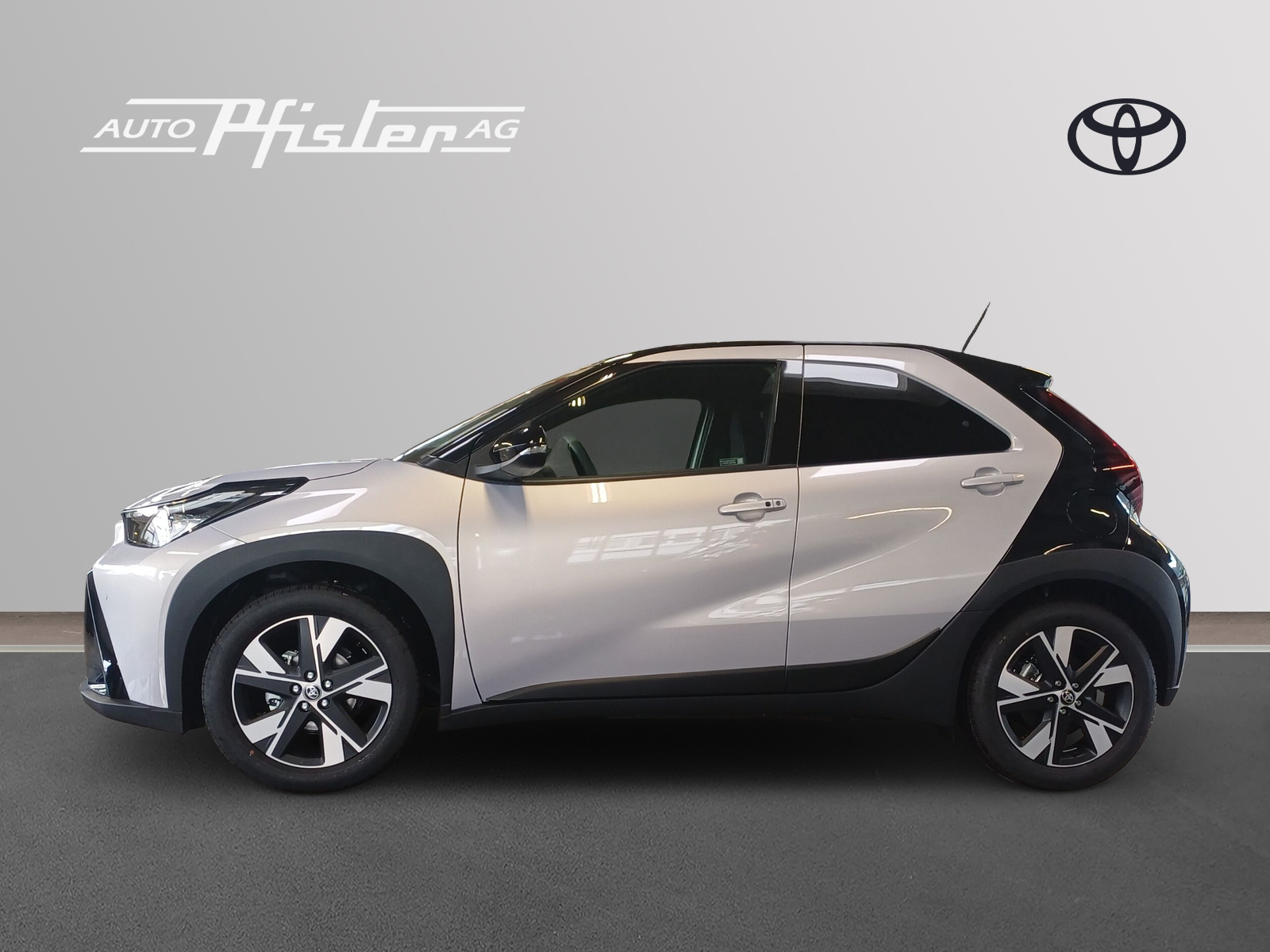 TOYOTA Aygo X 1.5 VVT-i HSD Trend-image-2