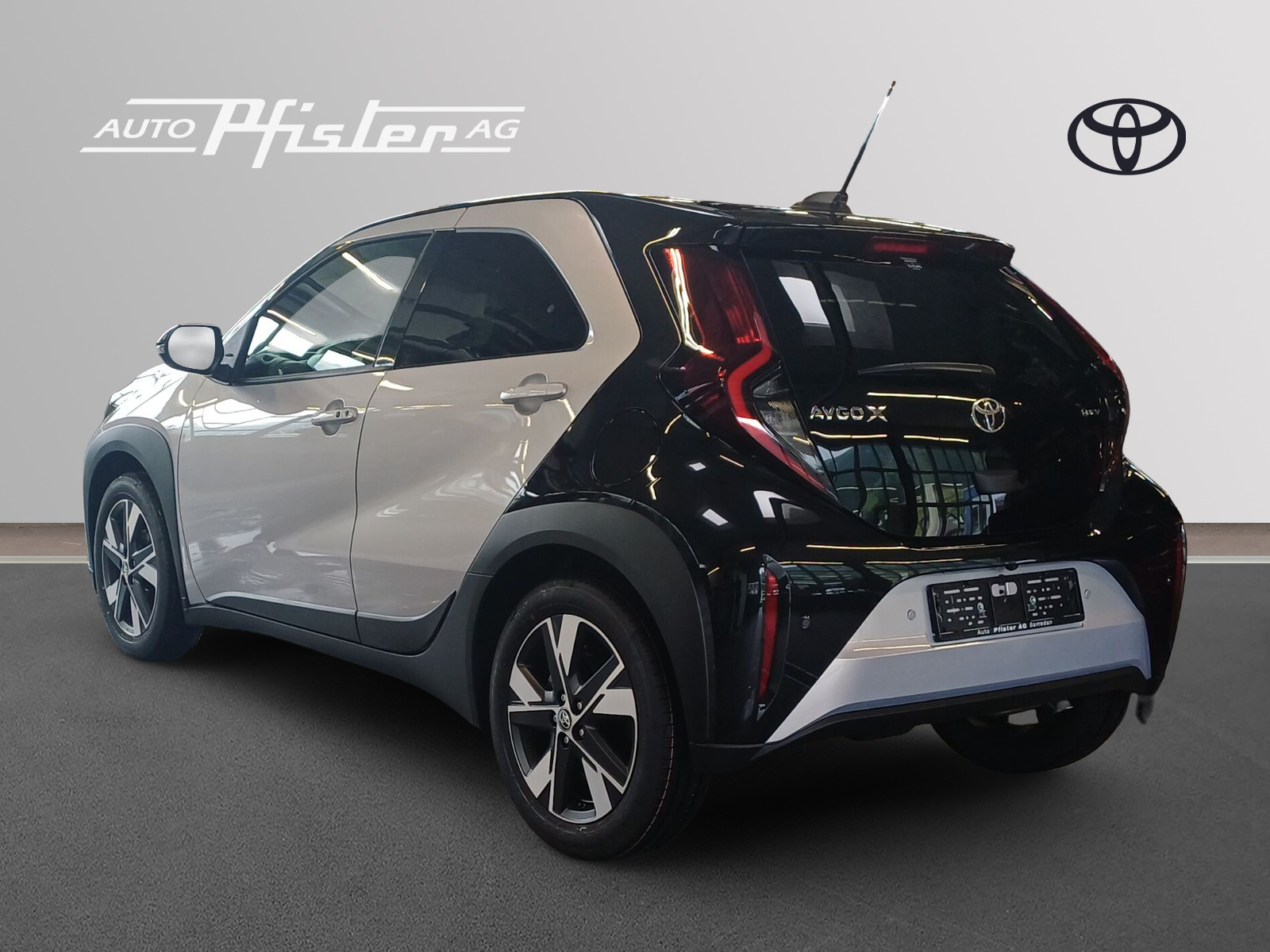 TOYOTA Aygo X 1.5 VVT-i HSD Trend-image-3
