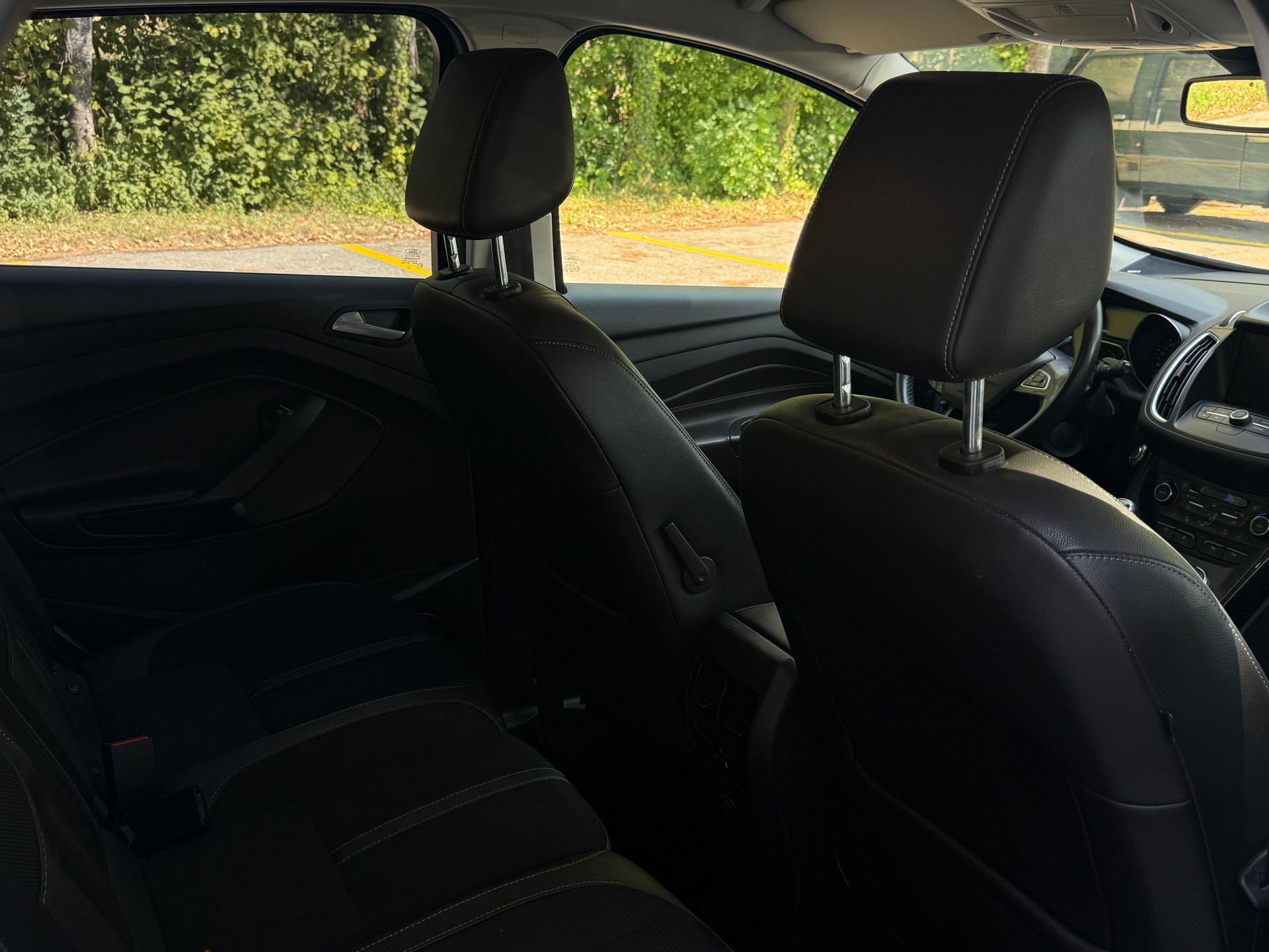 FORD C-Max 1.5 SCTi Trend-image-9