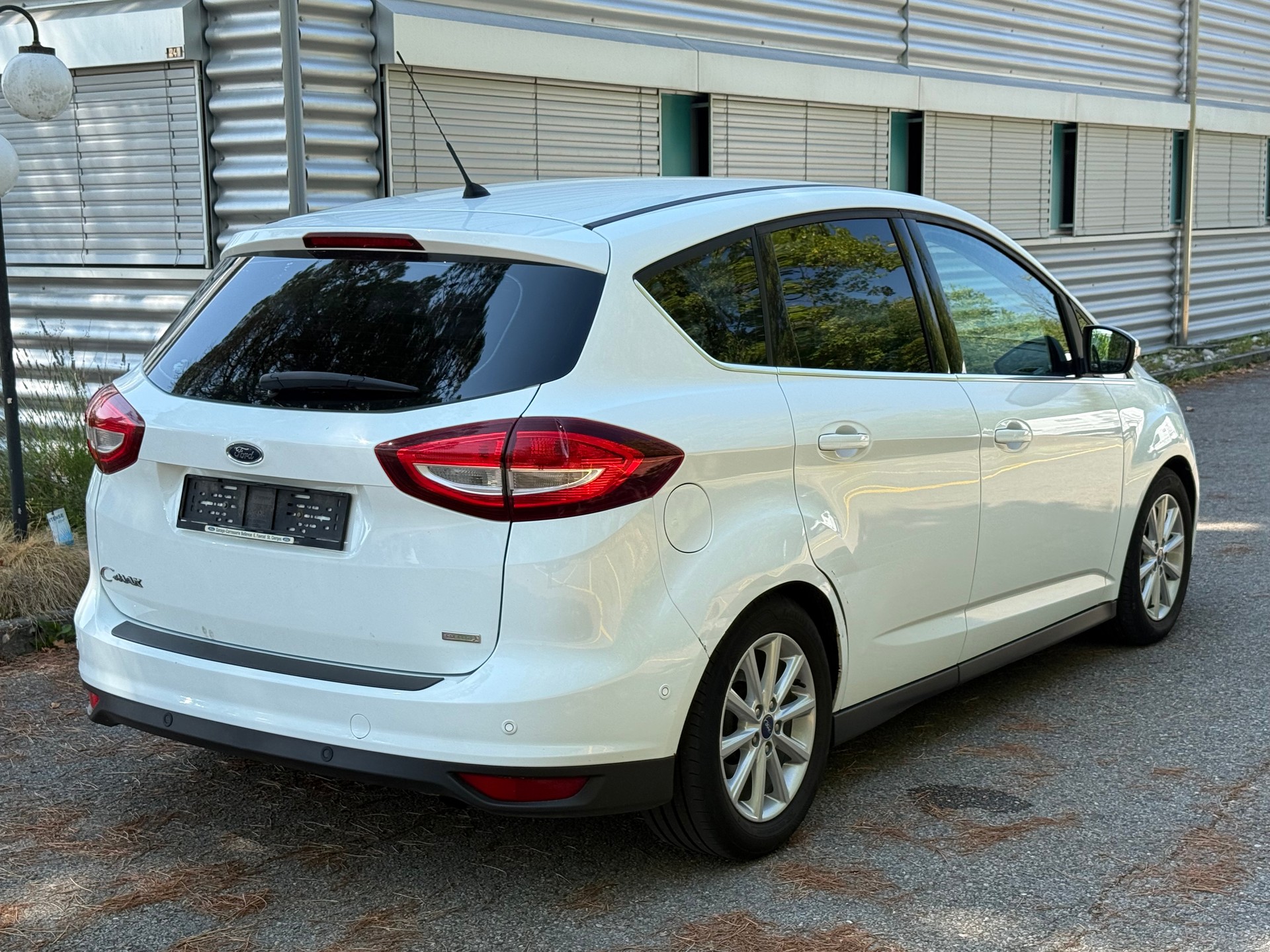 FORD C-Max 1.5 SCTi Trend-image-4