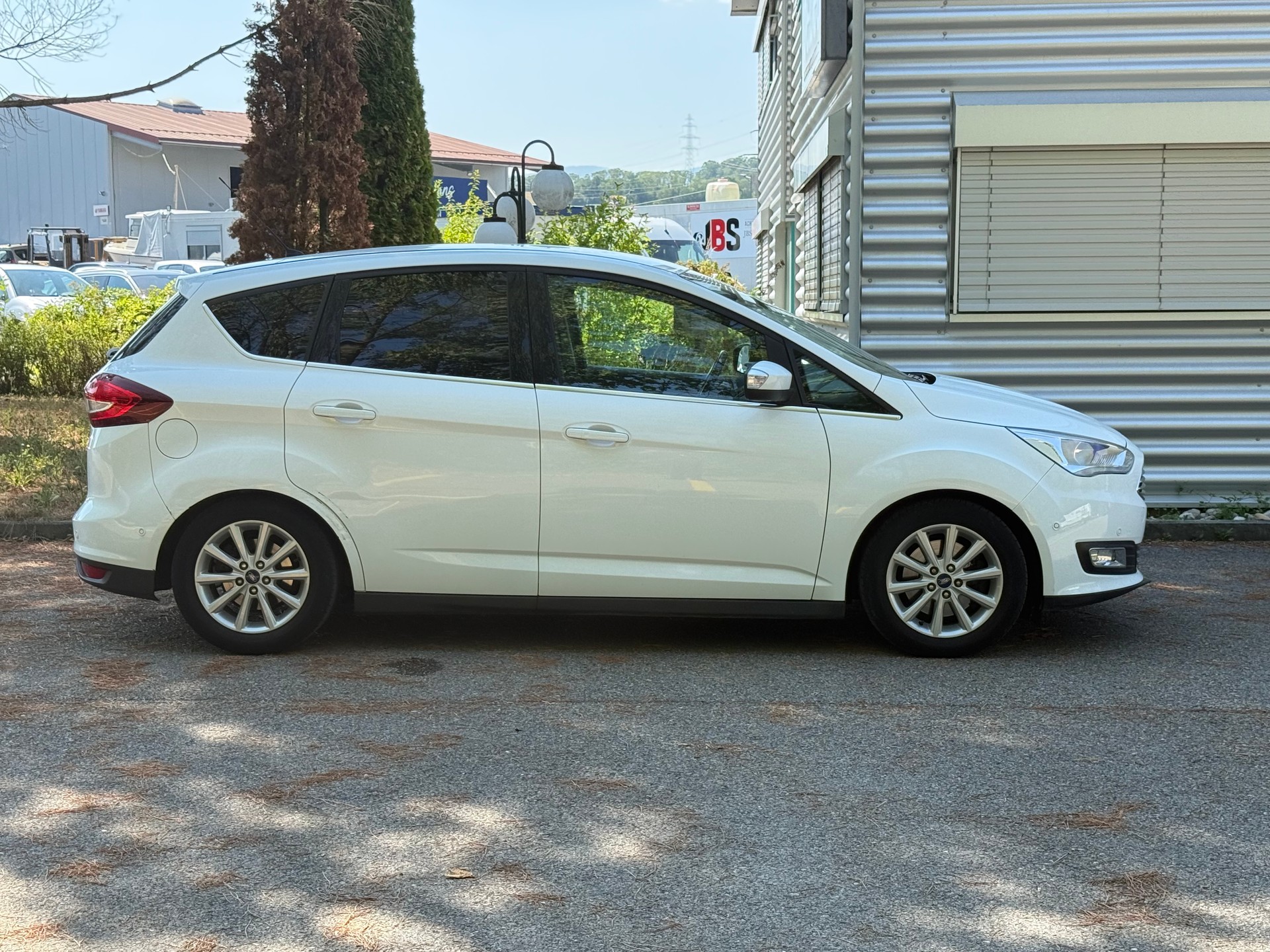 FORD C-Max 1.5 SCTi Trend-image-2