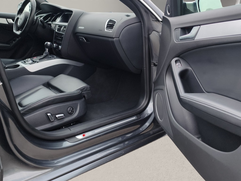 AUDI S5 Sportback 3.0 V6 TFSI quattro S-Tronic-image-15
