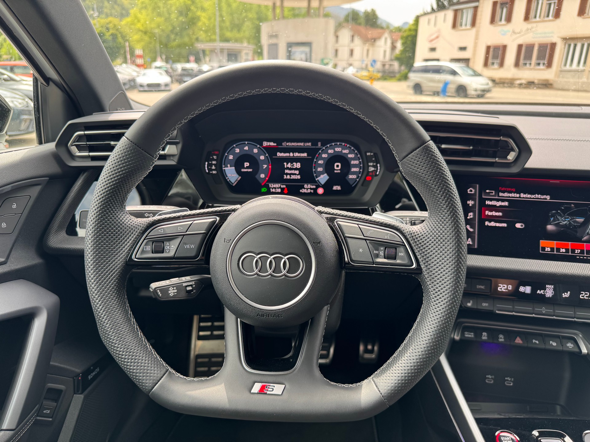 AUDI S3 Limousine *Performance Akrapovic* TFSI quattro S-tronic-image-14