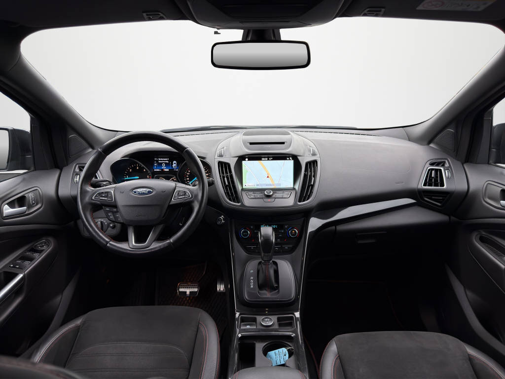 FORD Kuga 2.0 TDCi 150 ST-Line FPS-image-10