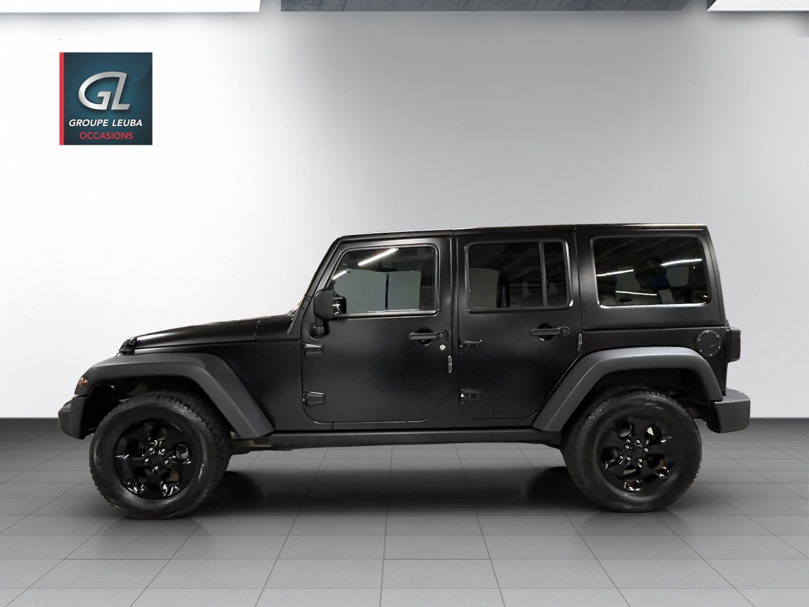 JEEP Wrangler 2.8CRD Unlimited Sahara Automatic-image-1