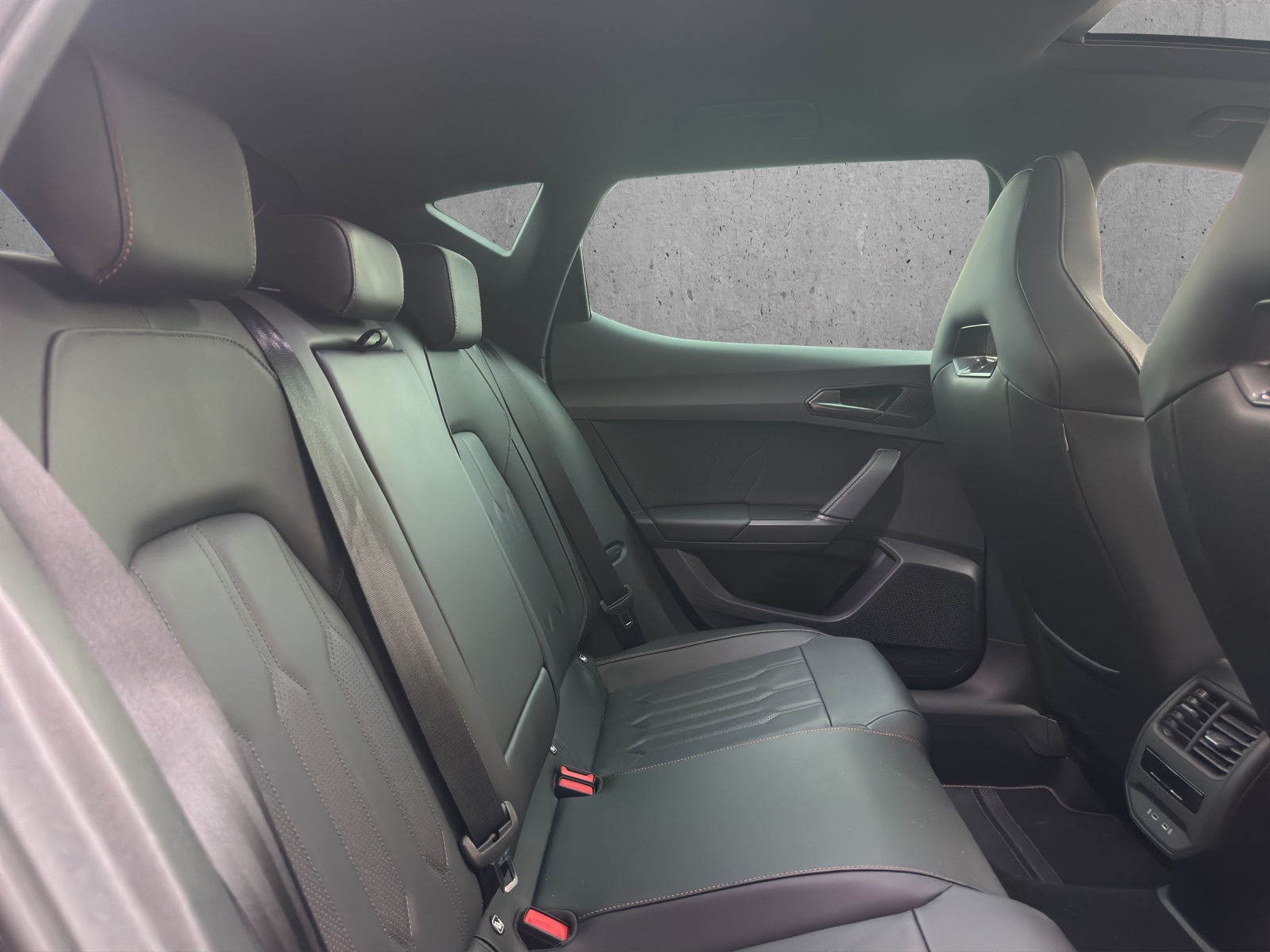 CUPRA LEON VZ 2.0 TSI DSG "KOMPLETTUMBAU - BREITBAU"-image-13
