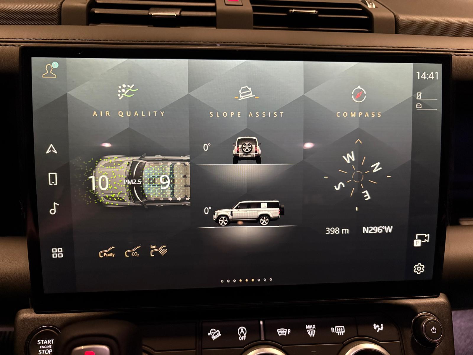 LAND ROVER Defender 130 3.0 D I6 350 X-Dynamic HSE-image-12