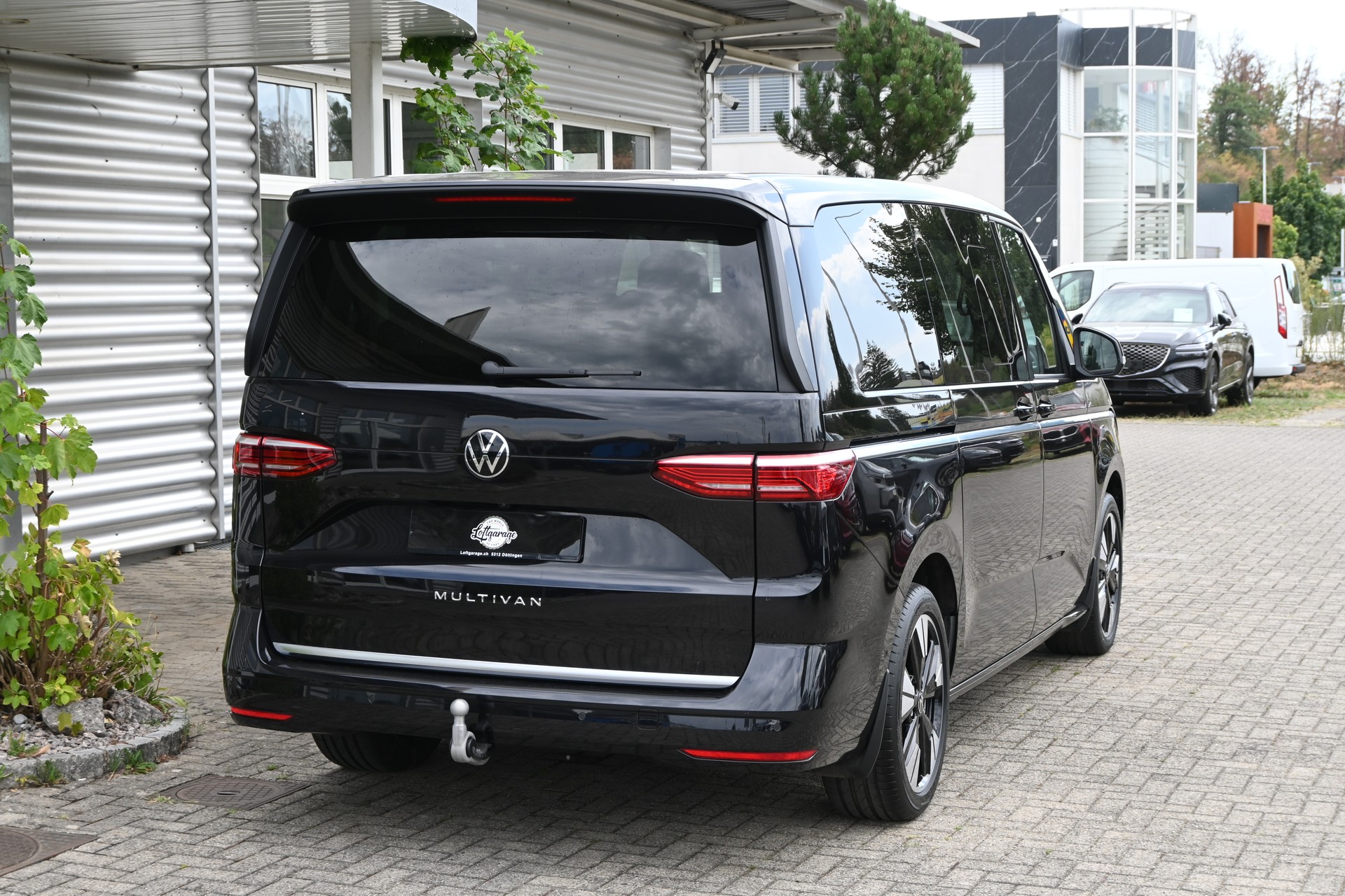 VW Multivan 2.0 TDI Style DSG Lang + 7-Plätzer + AHK 2000kg + Standheizung-image-7