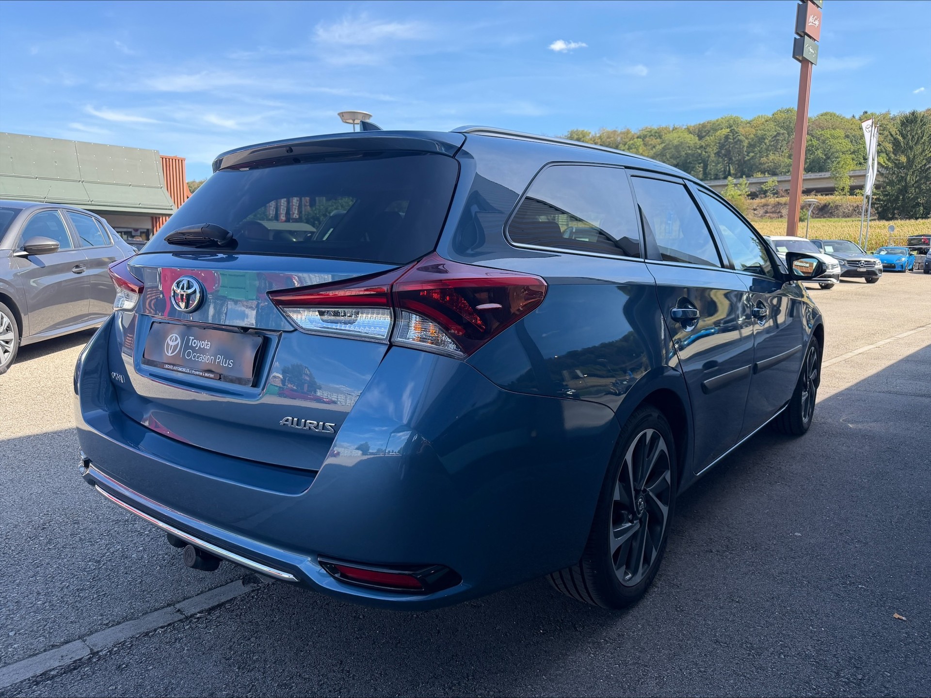 TOYOTA Auris Touring Sports 1.2 Turbo Swiss Trend-image-10