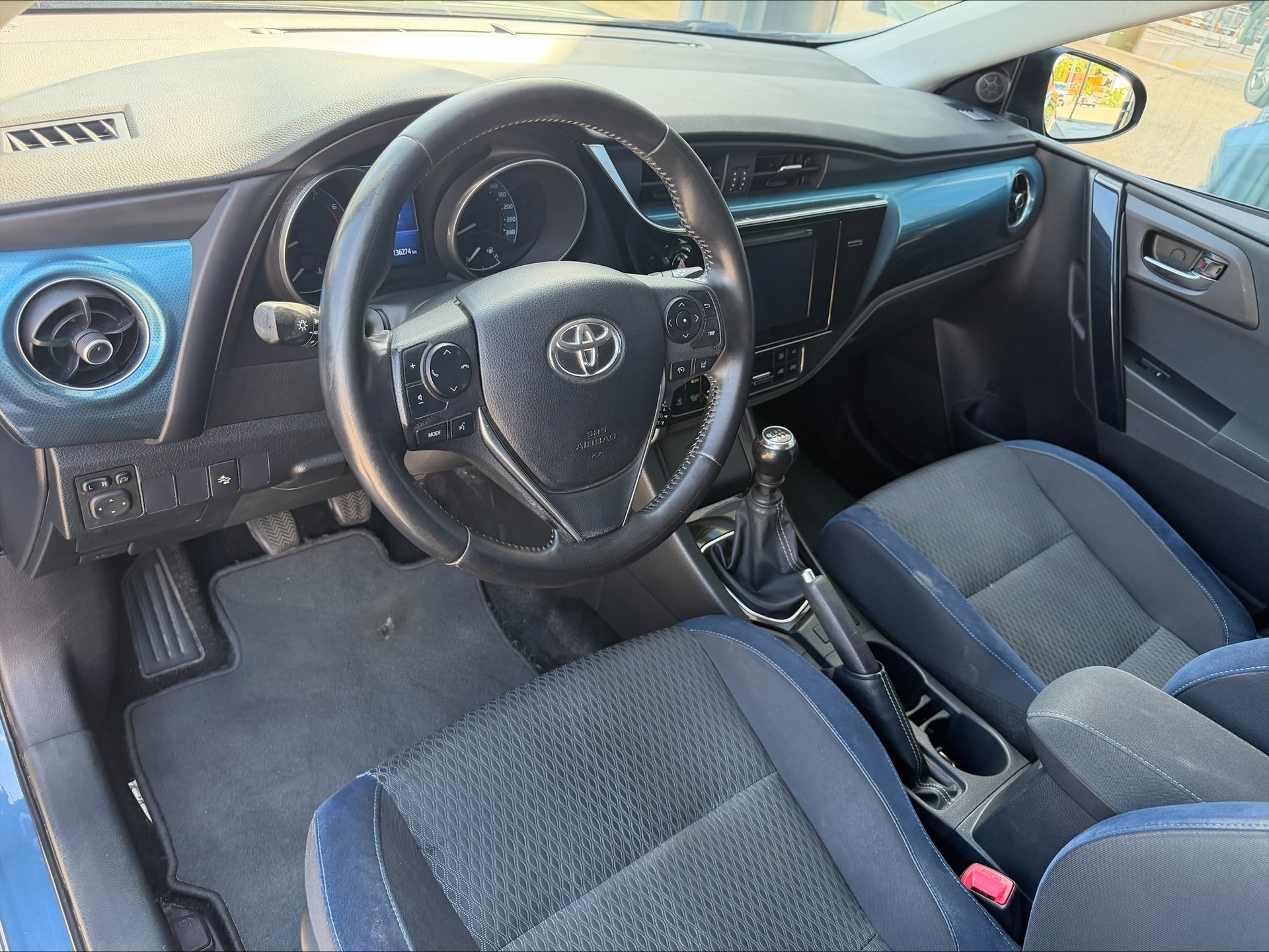 TOYOTA Auris Touring Sports 1.2 Turbo Swiss Trend-image-4