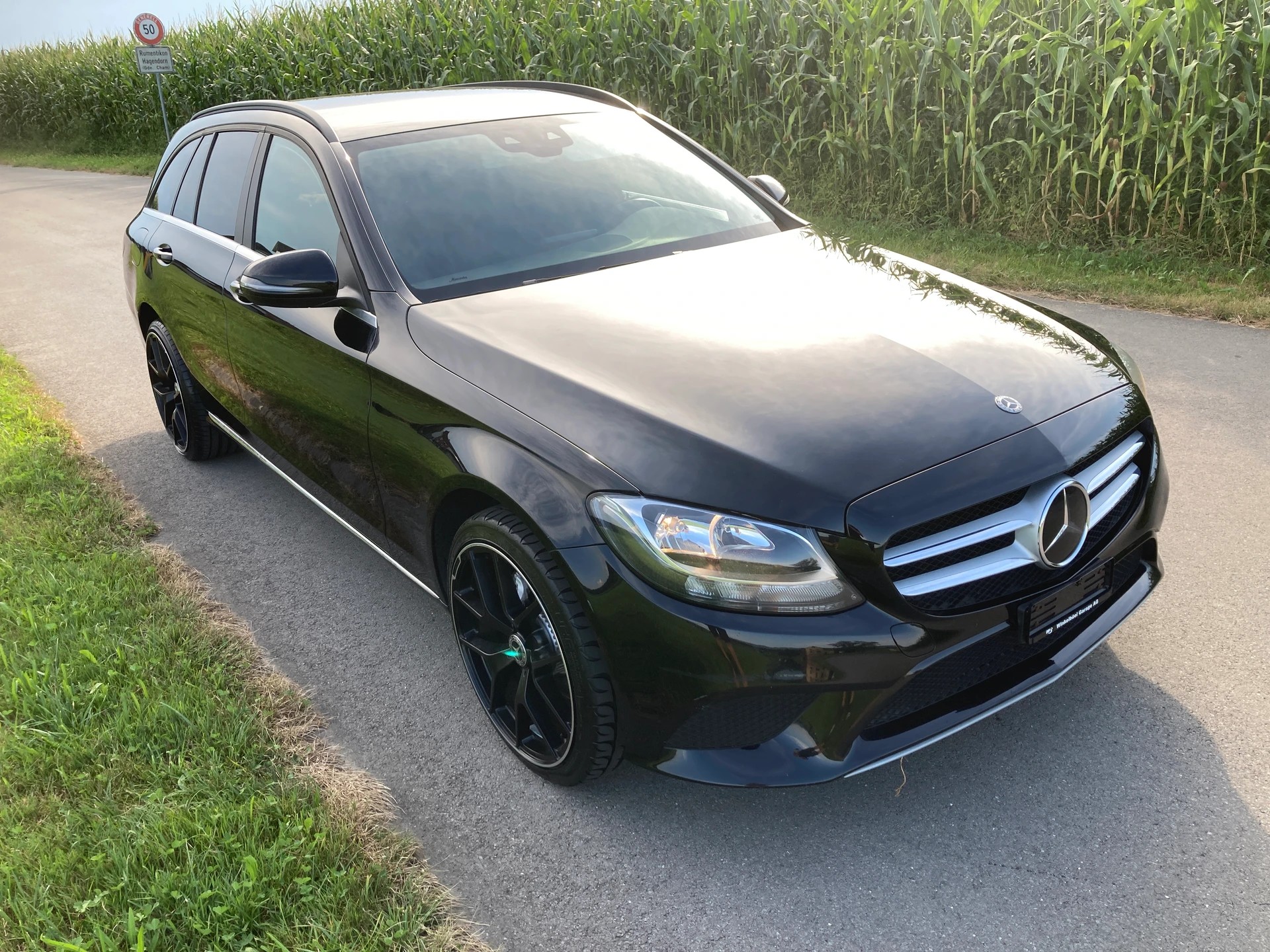 MERCEDES-BENZ C 180 BlueTEC 9G-Tronic mit Anhängerkupplung-image-1