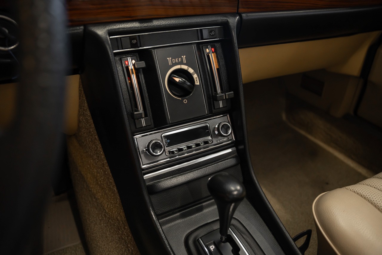 MERCEDES-BENZ 280 SE-image-22