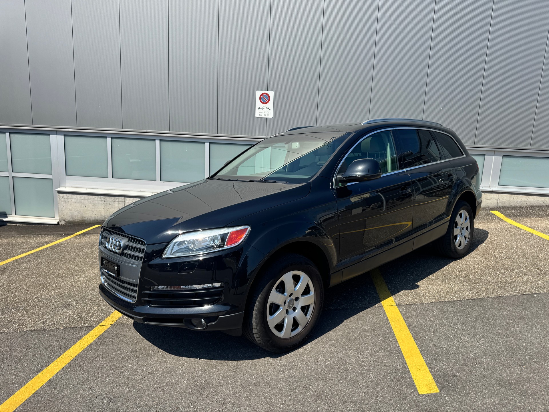AUDI Q7 3.6 FSI quattro tiptronic-image-0