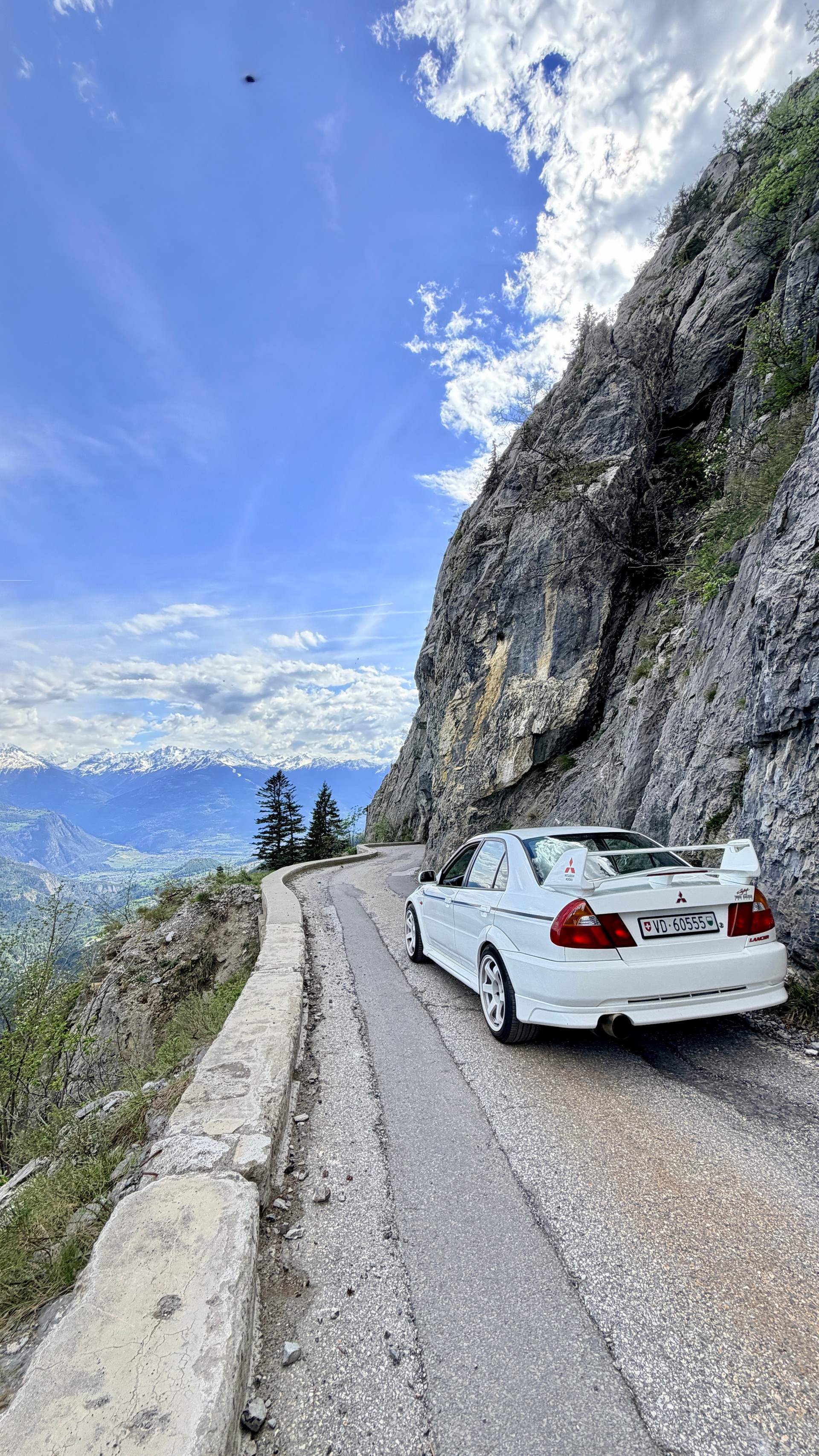 MITSUBISHI 2.0 T 16V EVO-Vl RS-2-image-2
