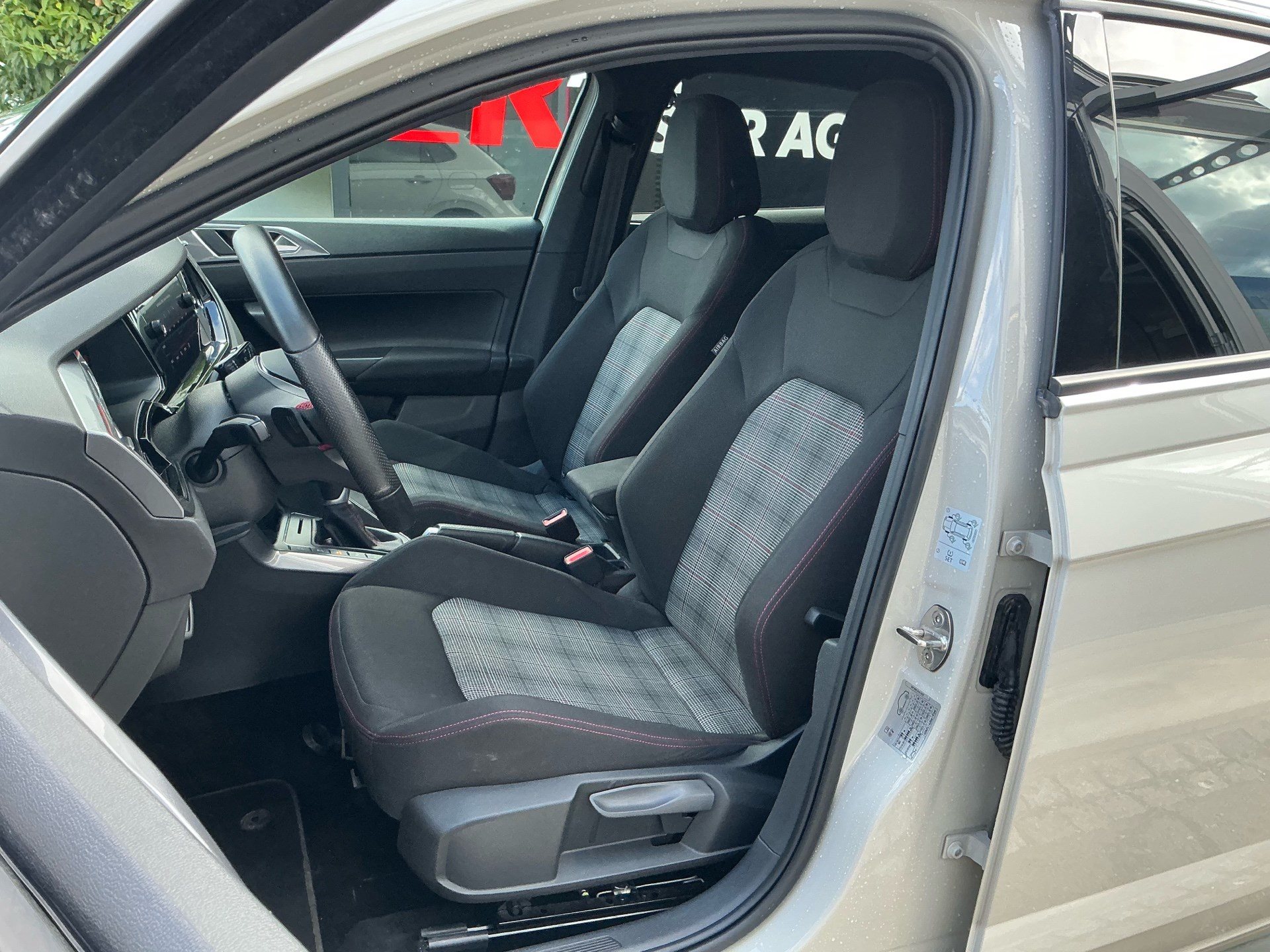 VW Polo 2.0 TSI DSG GTI *** TRAUM IN ASCOTGRAU ***-image-6