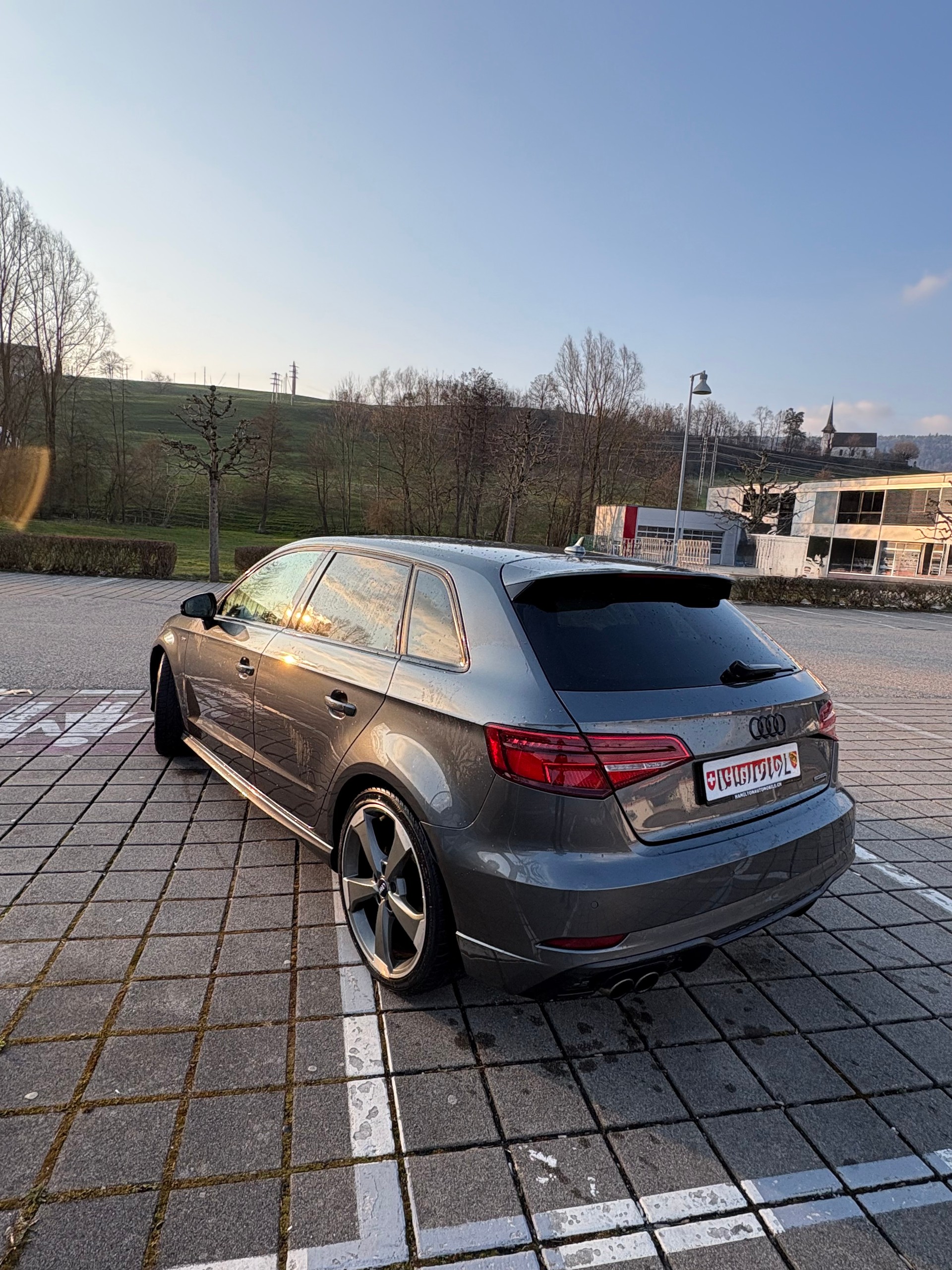 AUDI 2.0 TFSI Sport 190 cv quattro S-Tronic Sportback Carplay Lane assist+distance Key less-image-3