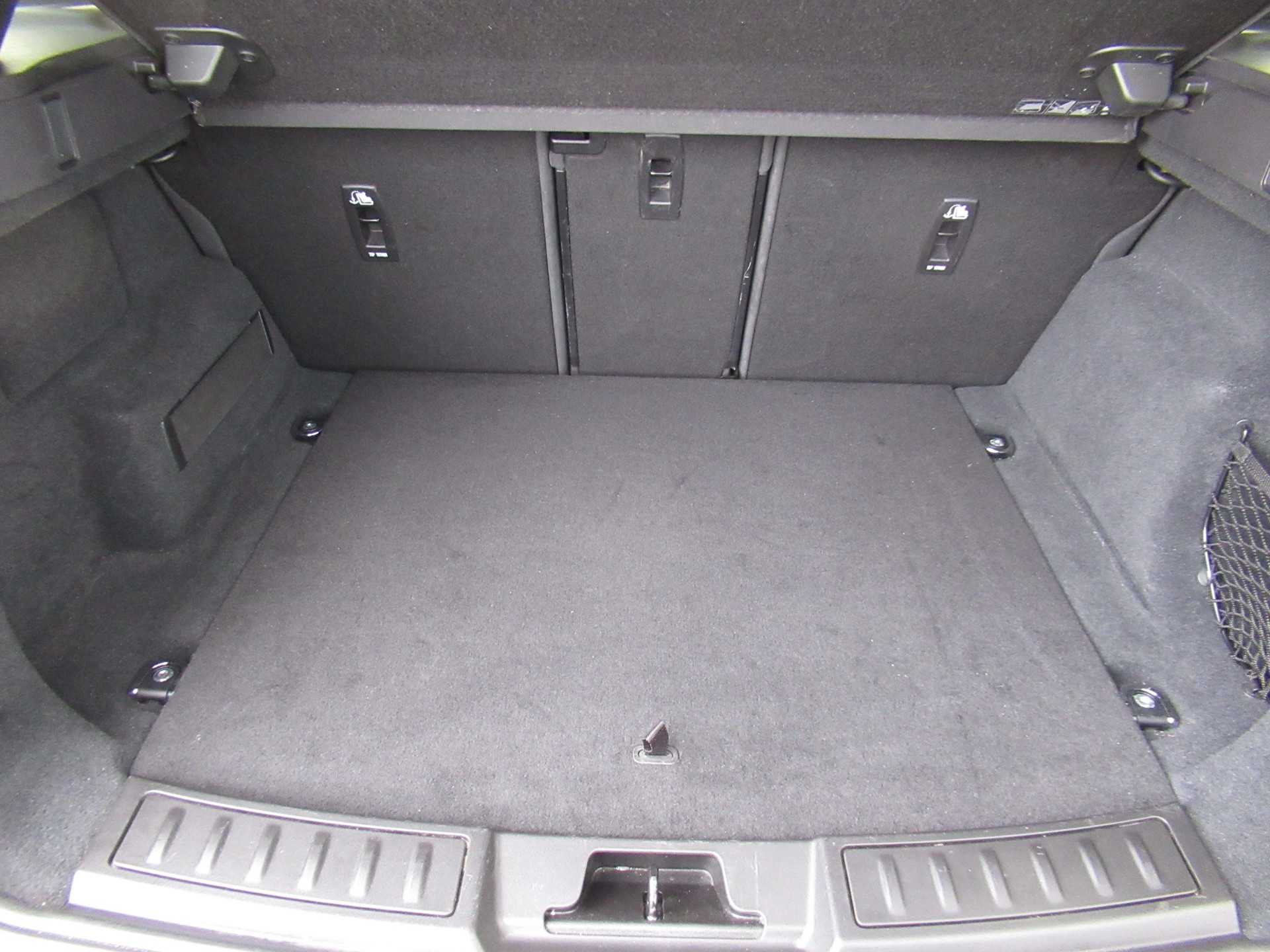 LAND ROVER Range Rover Evoque P 200 MHEV S AT9-image-15