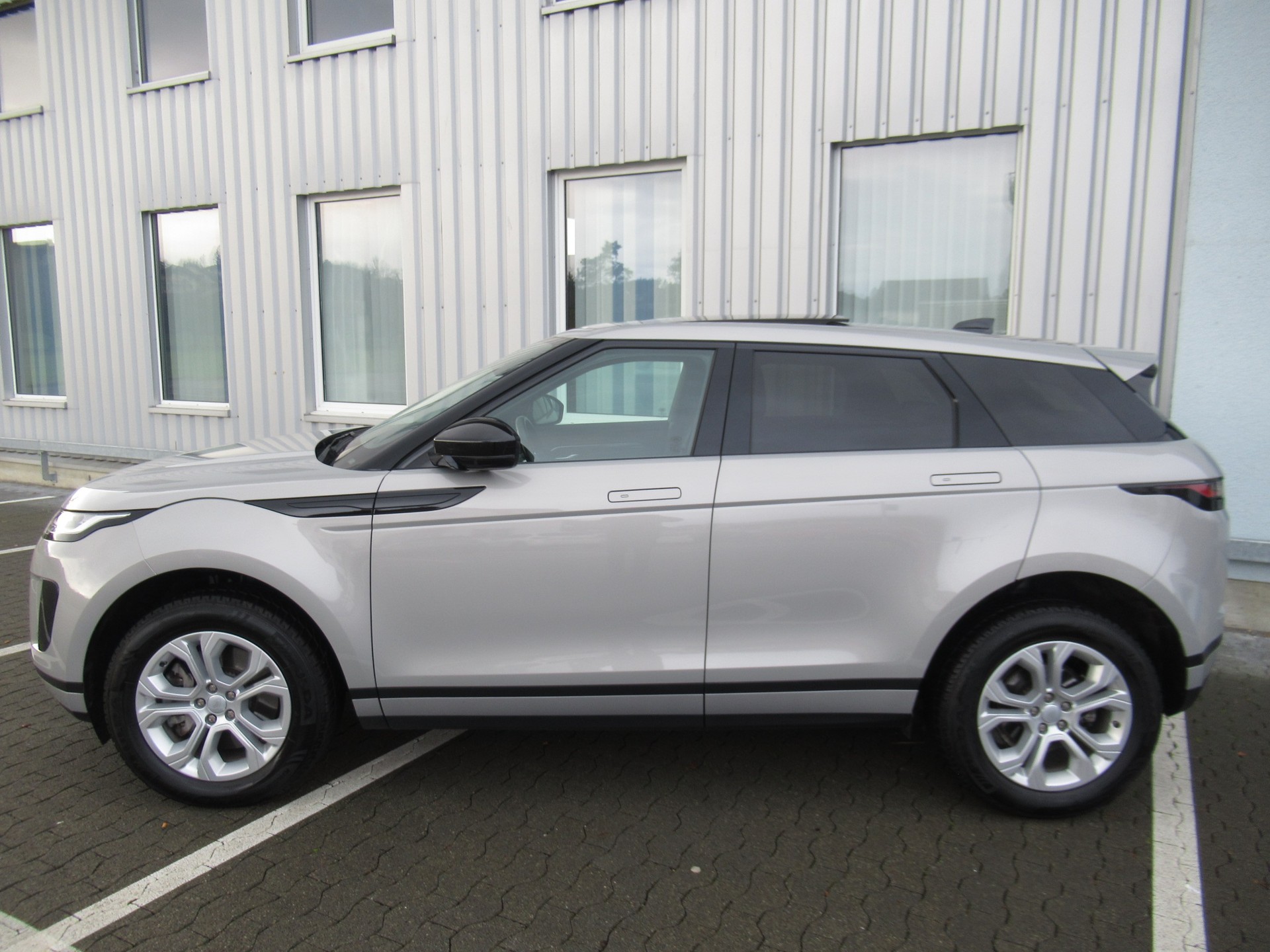 LAND ROVER Range Rover Evoque P 200 MHEV S AT9-image-3