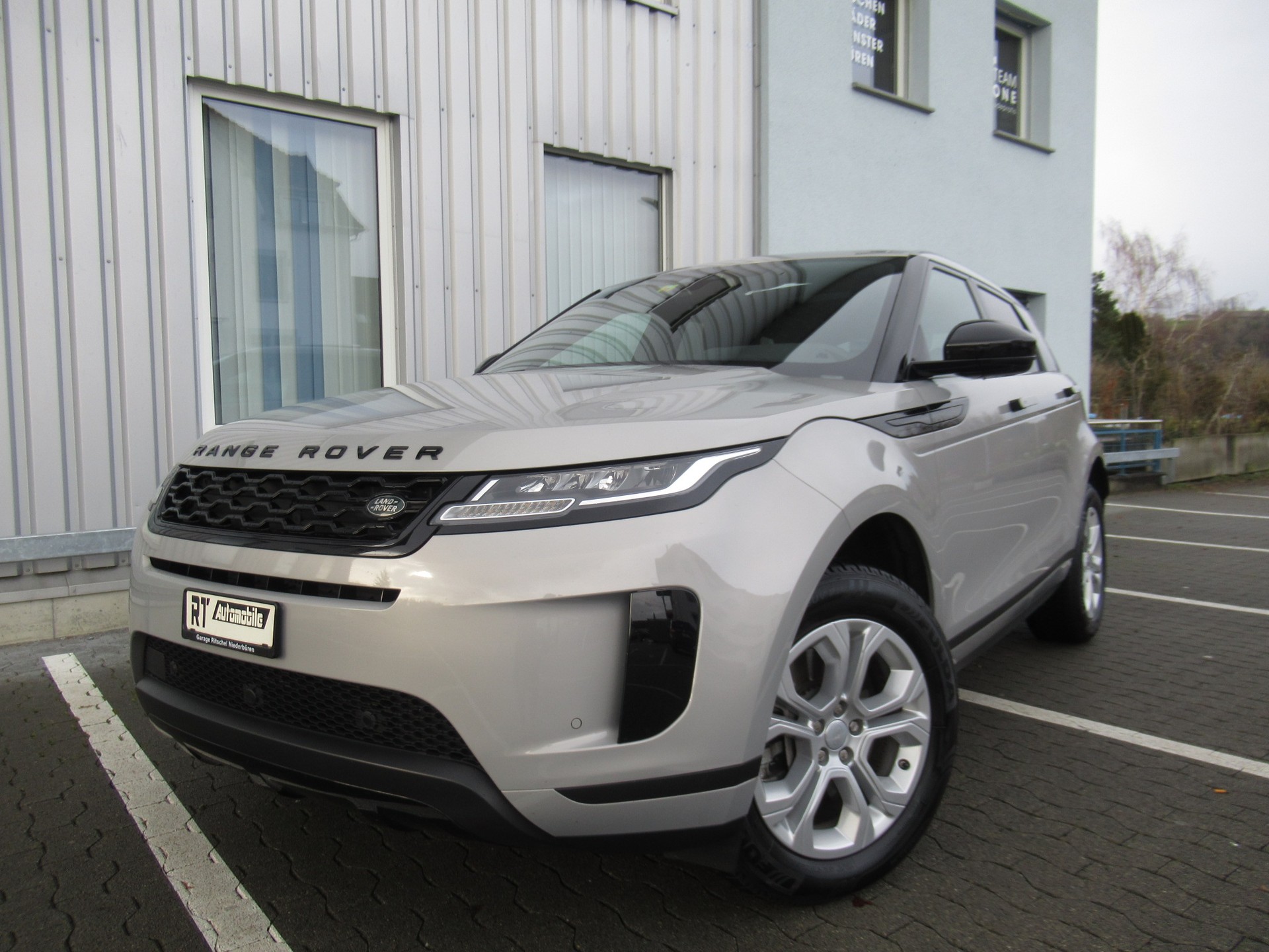 LAND ROVER Range Rover Evoque P 200 MHEV S AT9-image-0
