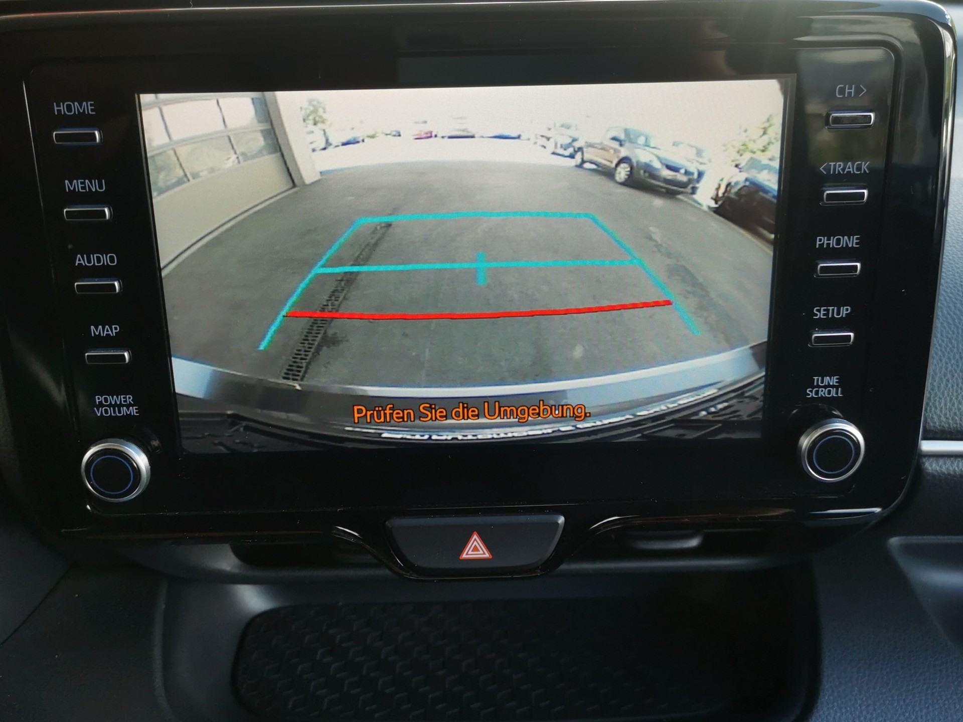 TOYOTA Yaris 1.5 Active e-CVT-image-17