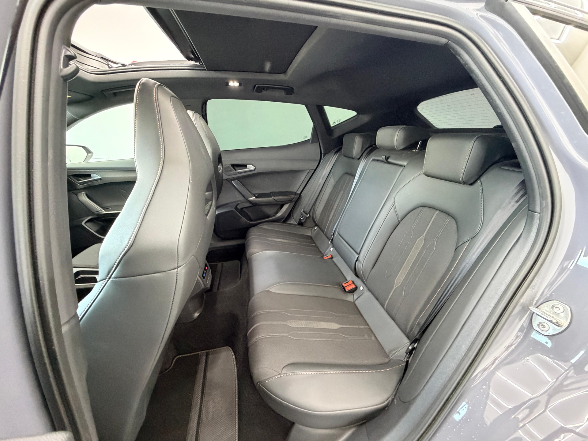 CUPRA Formentor 2.0TSI VZ 4Drive DSG | Traumaustattung | Maxton Design | ACE 20-Zoll | Akrapovic | Eibach Fahrwerksfedern |-image-16