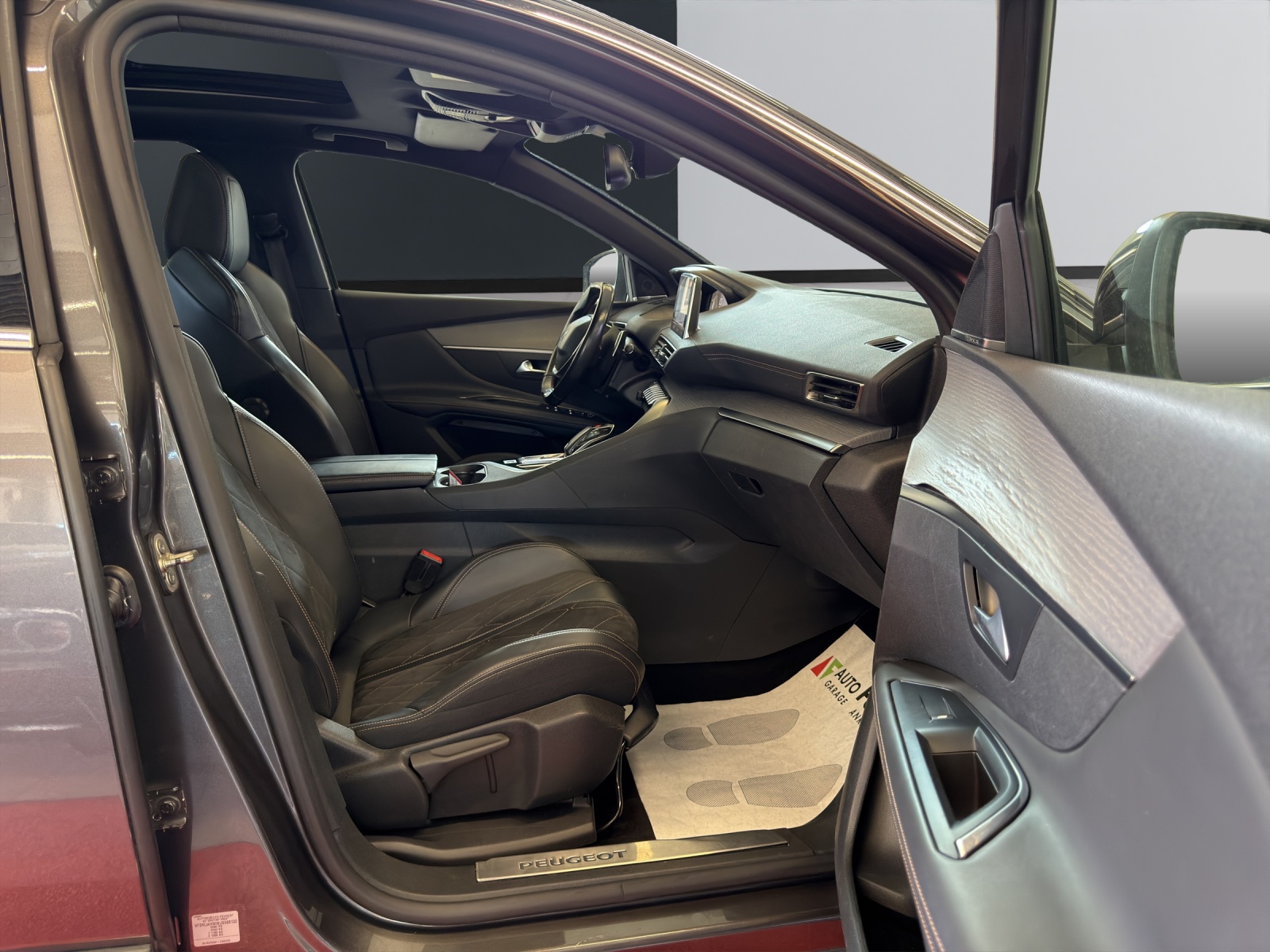 PEUGEOT 3008 2.0 BlueHDi GT EAT-image-25