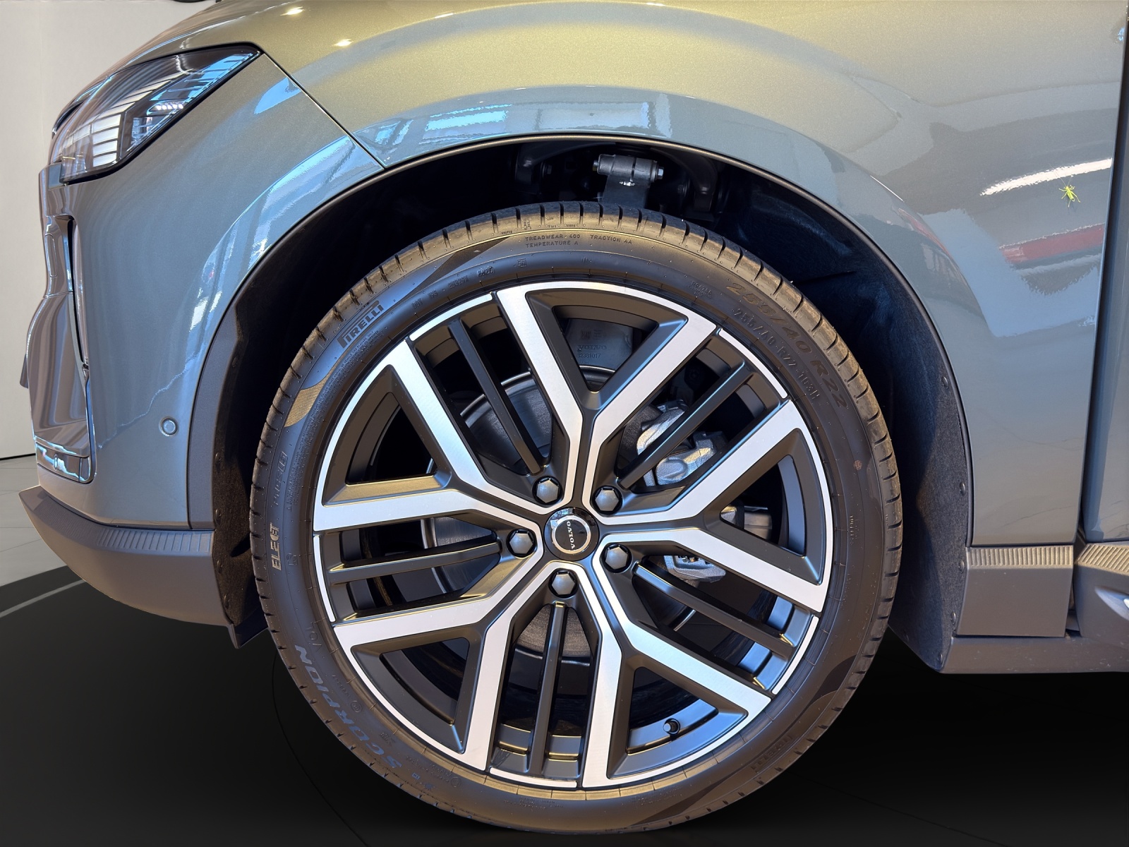 VOLVO EX60 Twin Ultra AWD-image-13