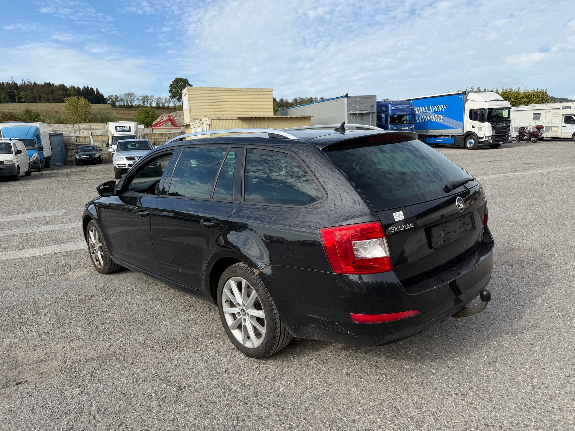 SKODA Octavia Combi 2.0 TDI Ambition 4x4-image-4